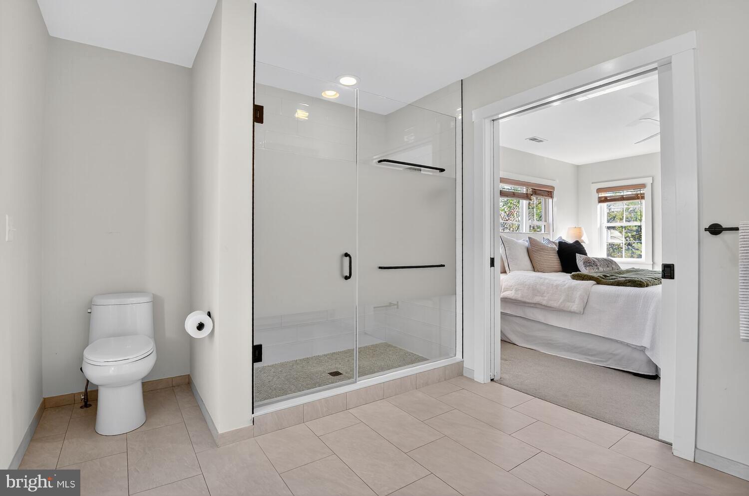 Real estate listing preview #11