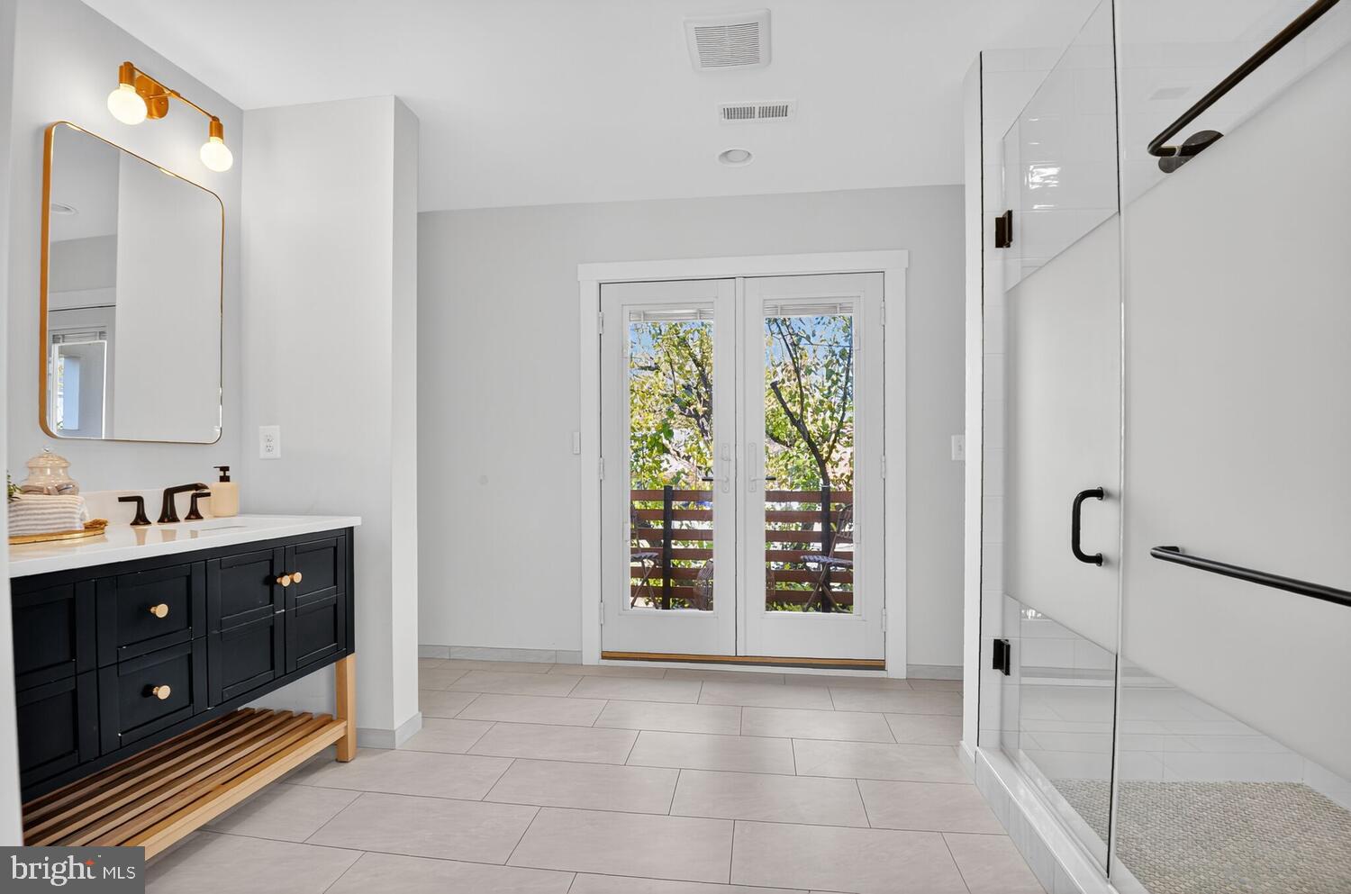 Real estate listing preview #13