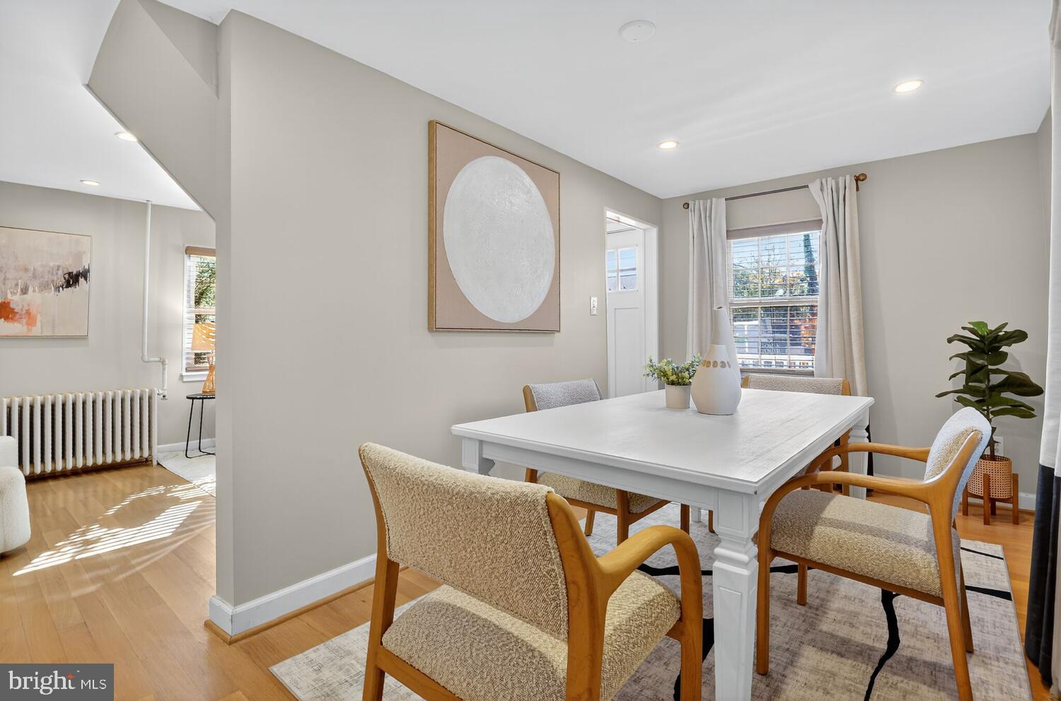 Real estate listing preview #8