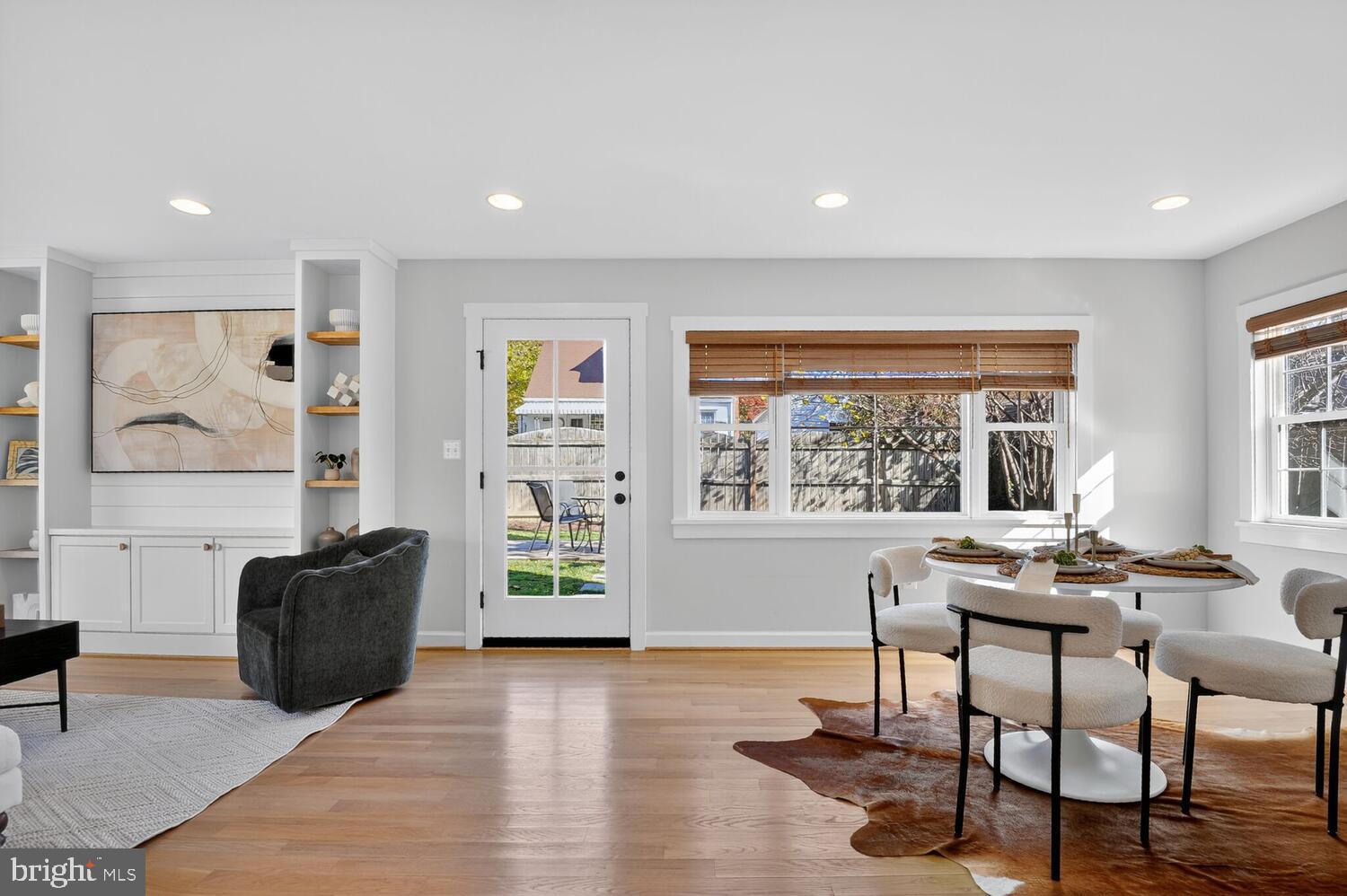 Real estate listing preview #3