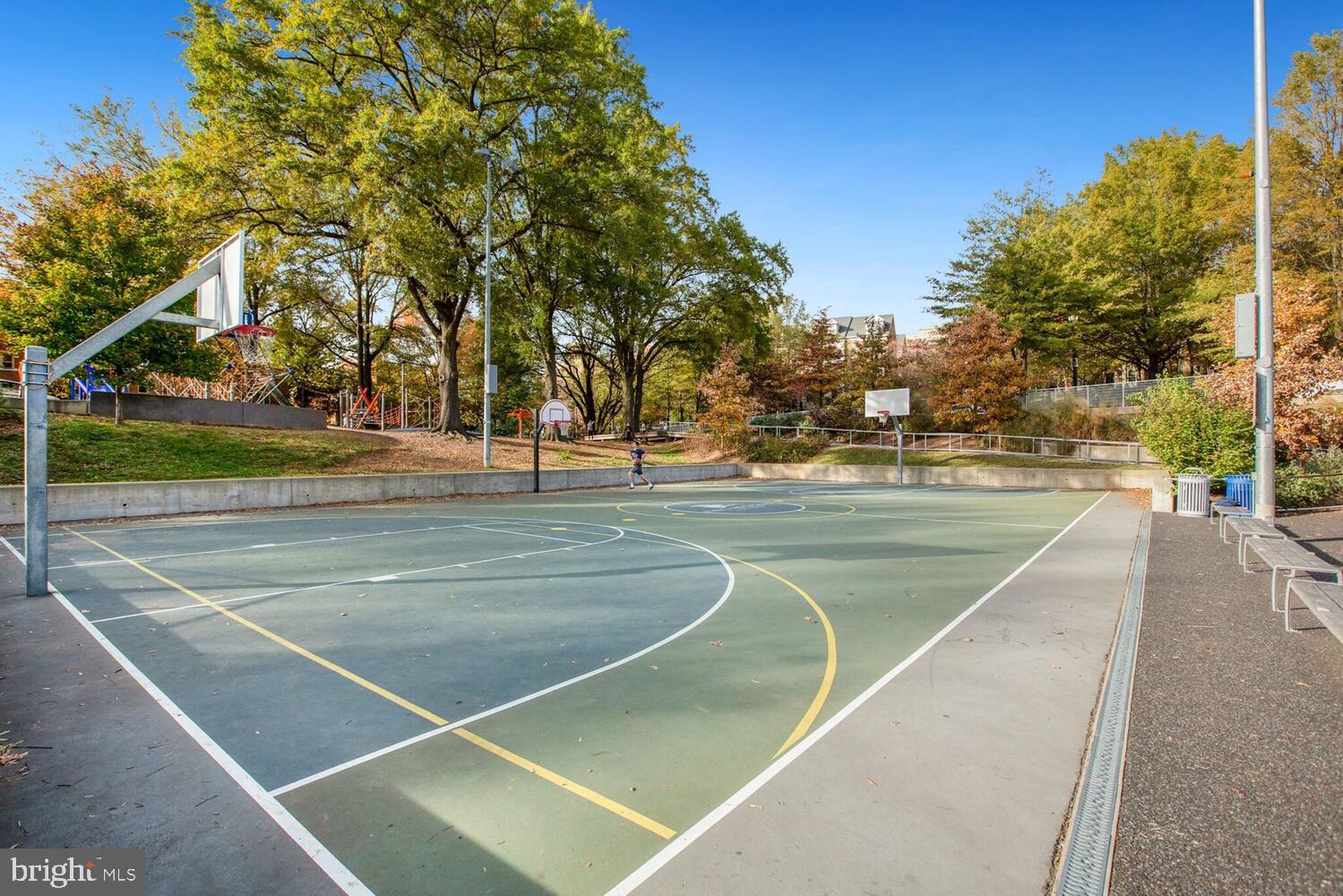 Real estate listing preview #26