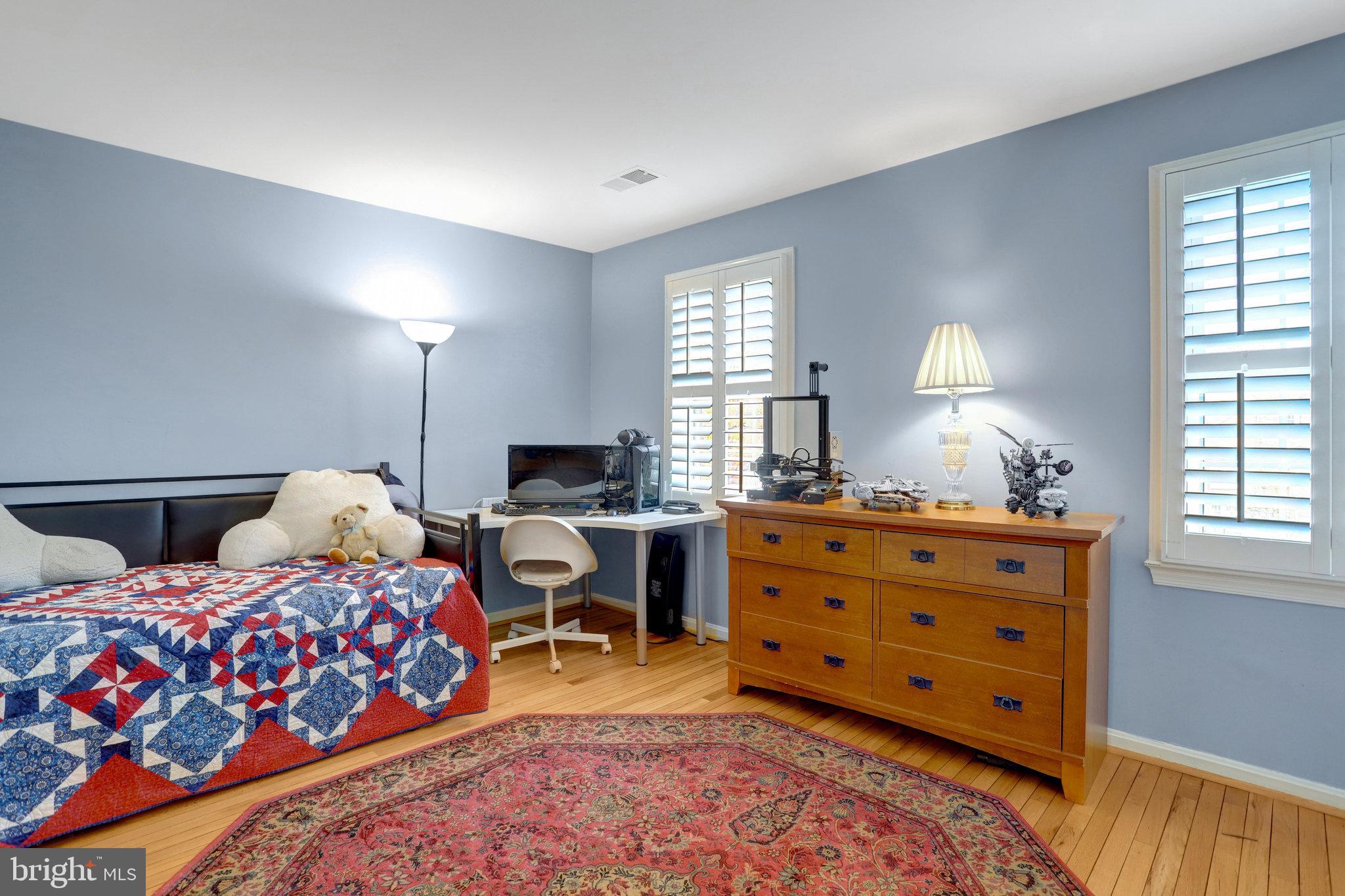 Real estate listing preview #17