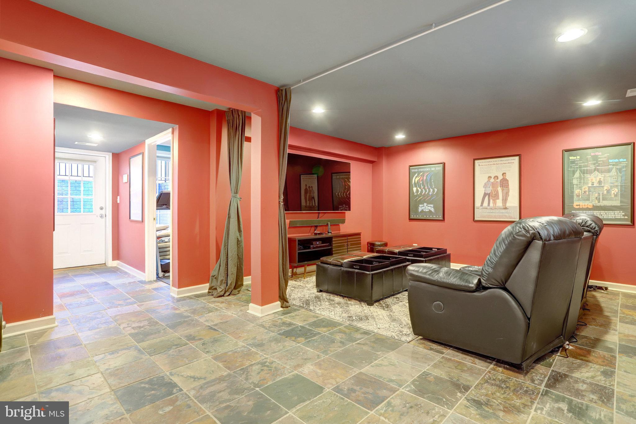 Real estate listing preview #34