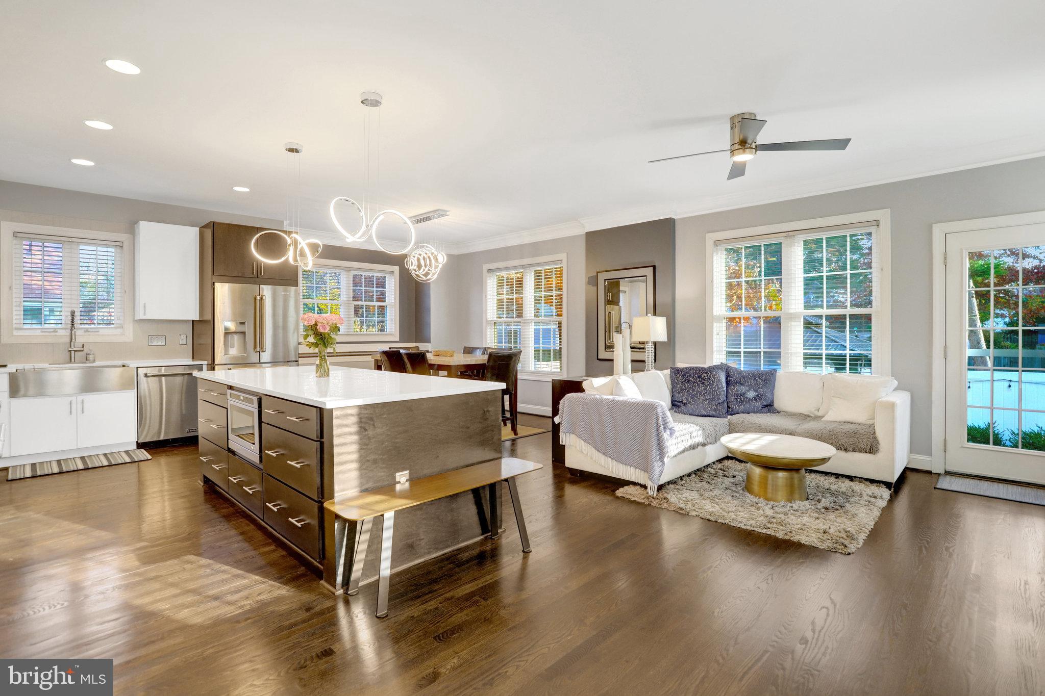 Real estate listing preview #3