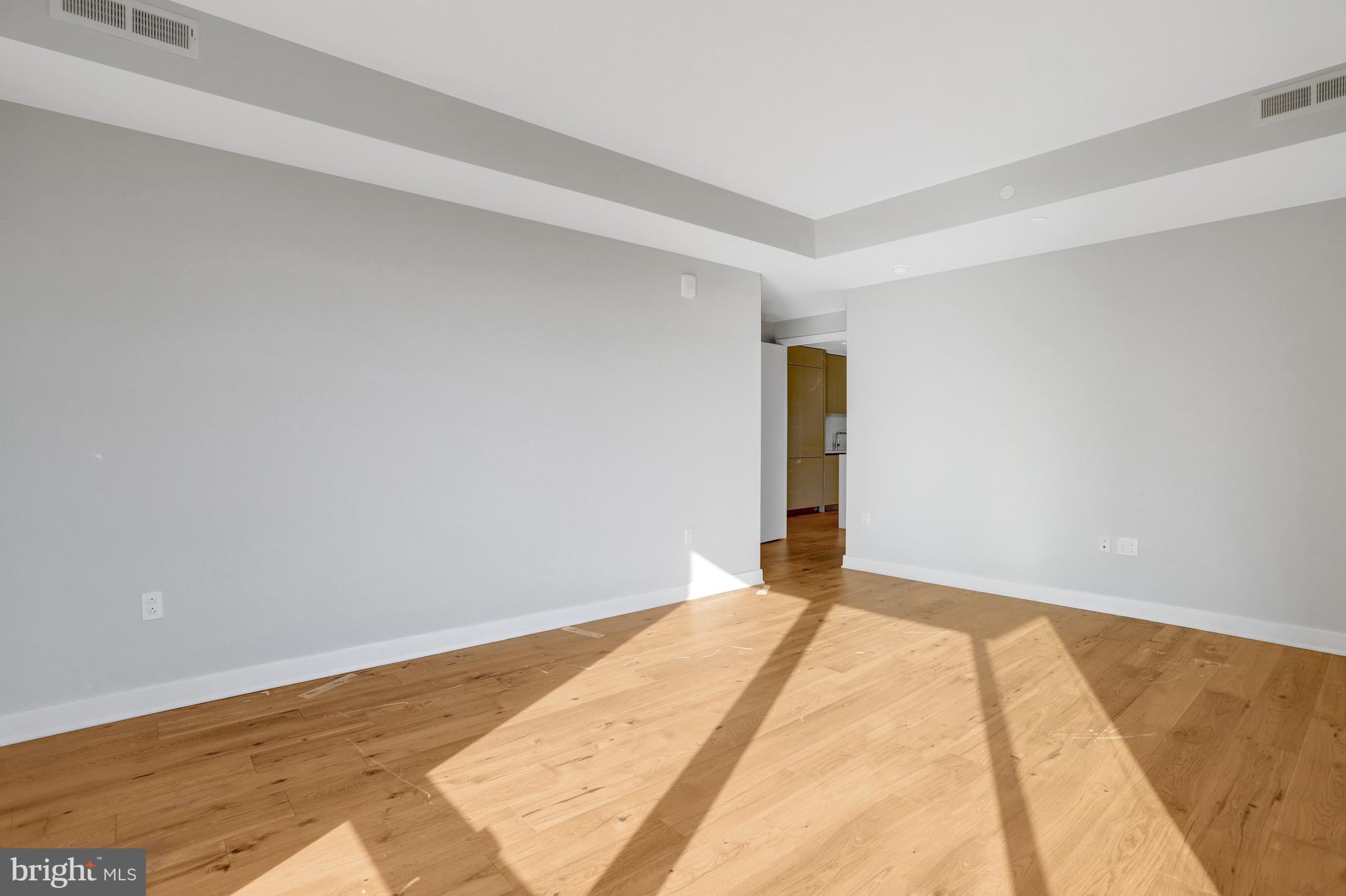 Real estate listing preview #22