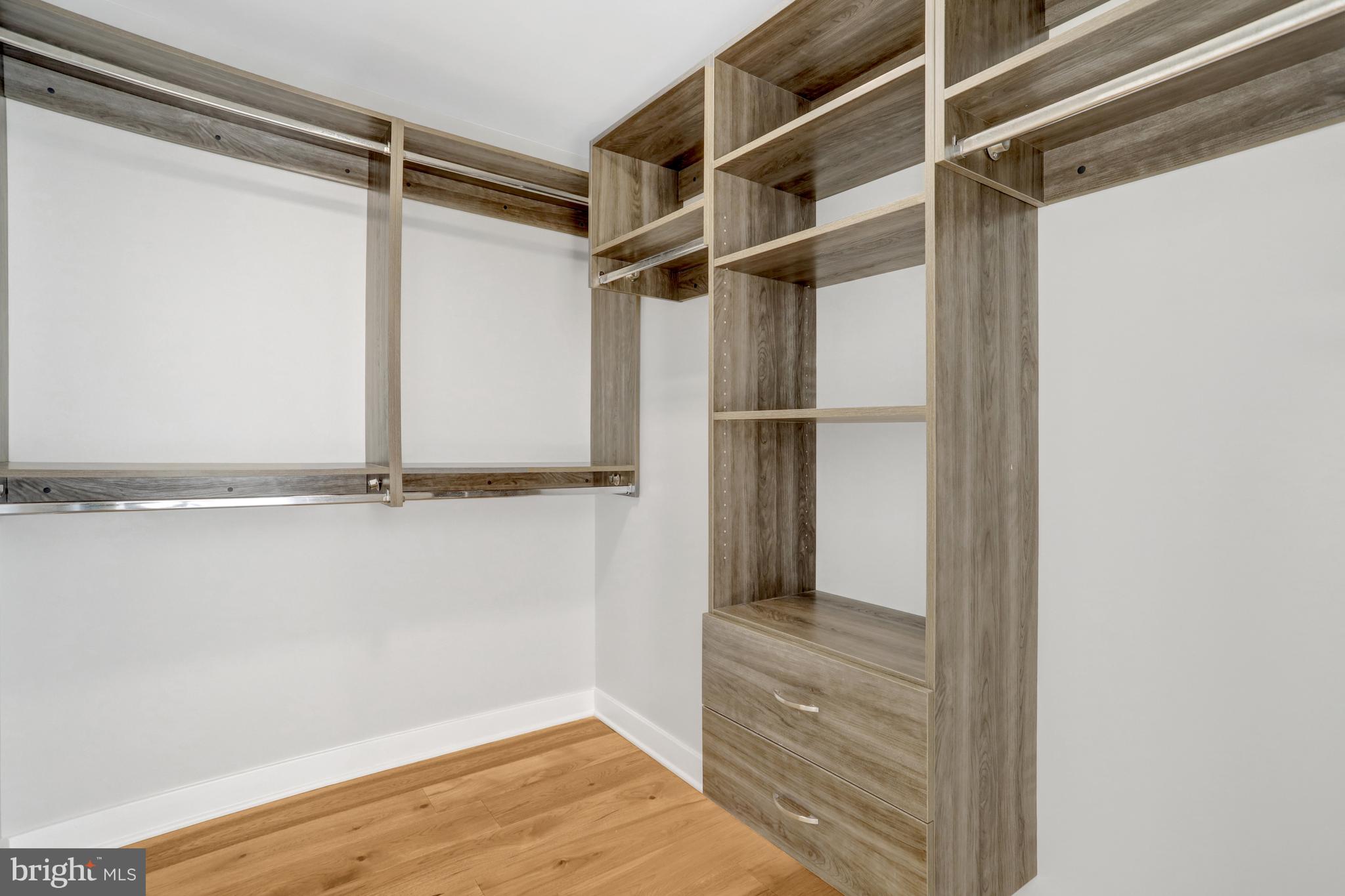 Real estate listing preview #30