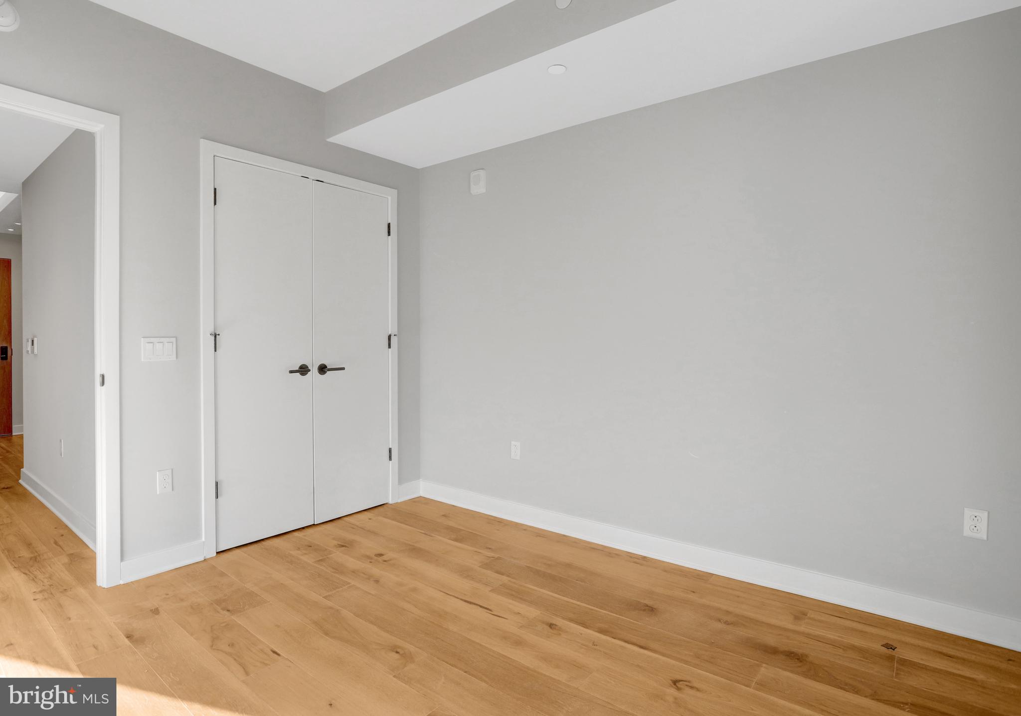 Real estate listing preview #35