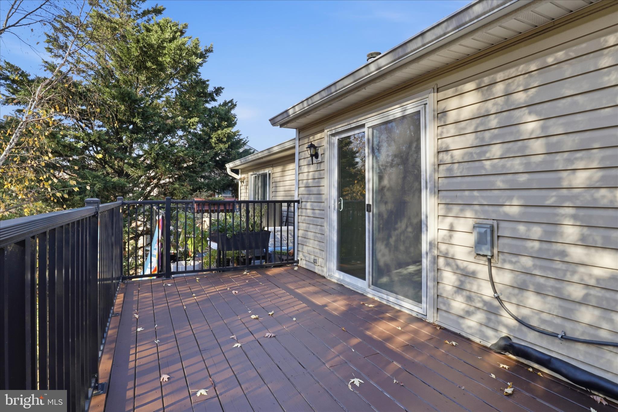 Real estate listing preview #25