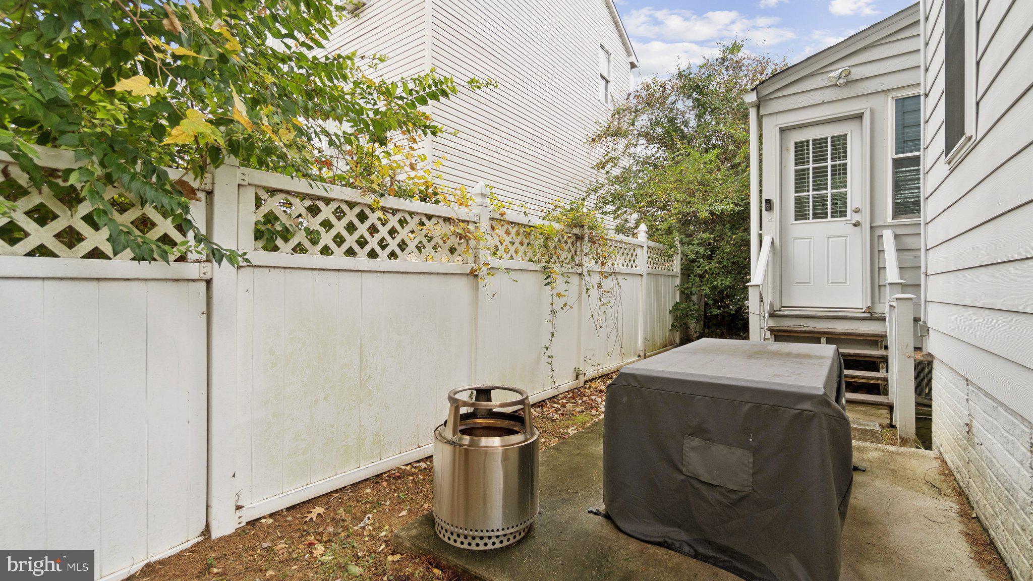 Real estate listing preview #33