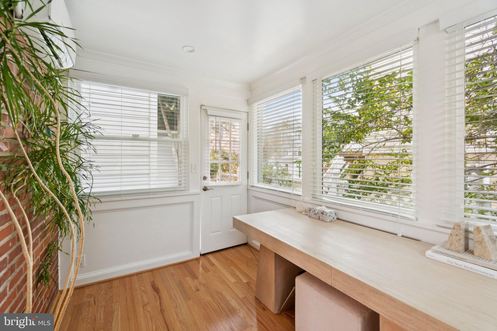 Real estate listing preview #13