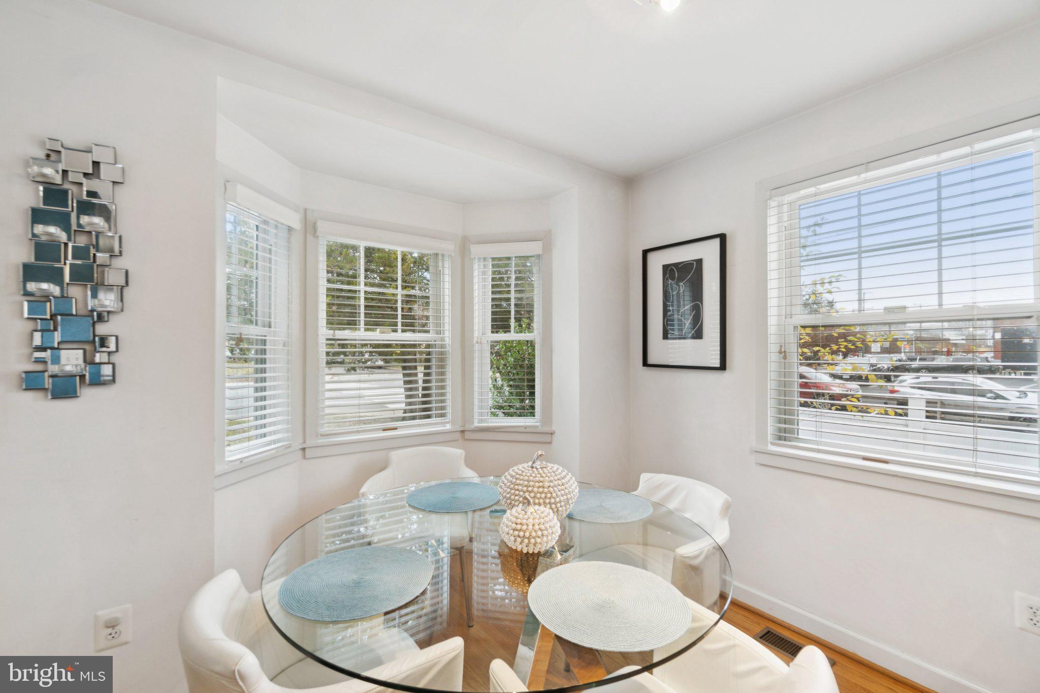 Real estate listing preview #10