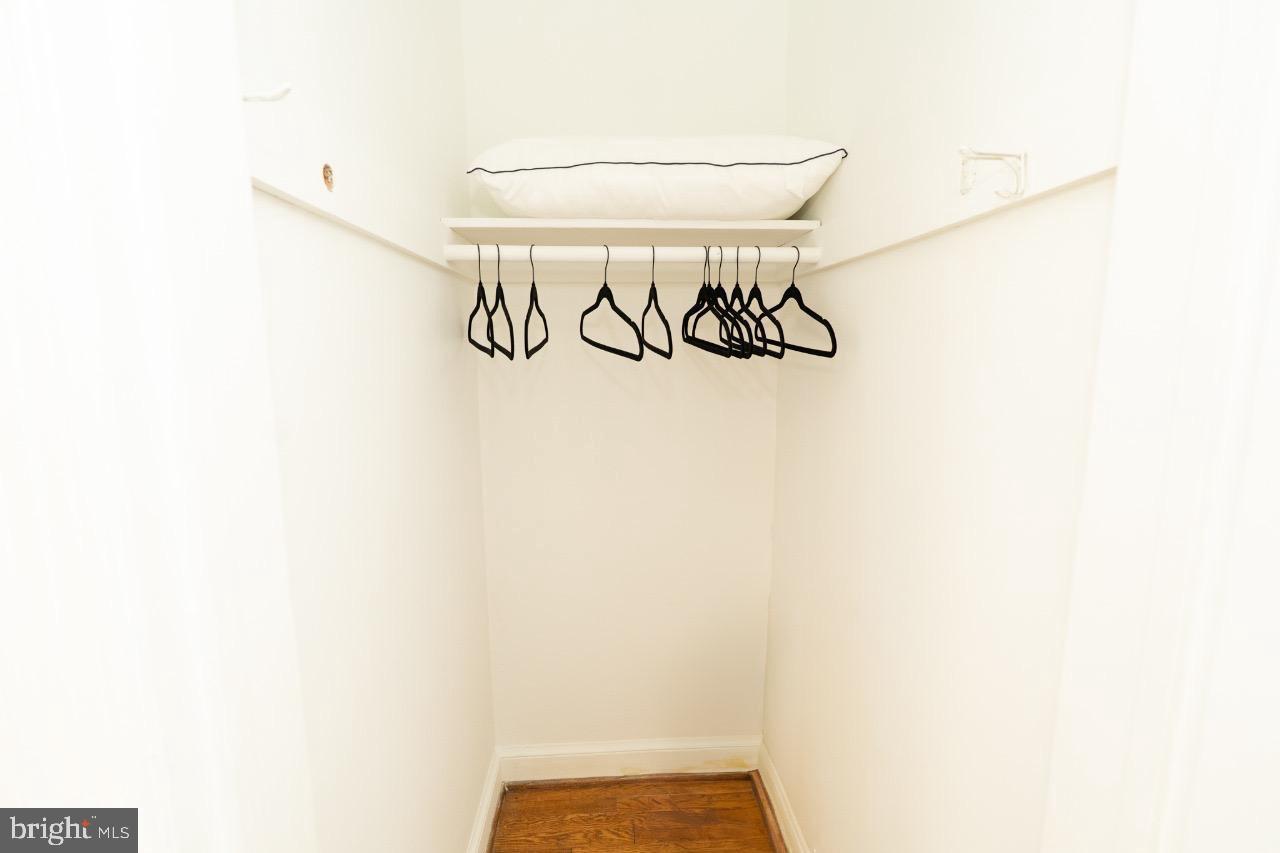 Real estate listing preview #24