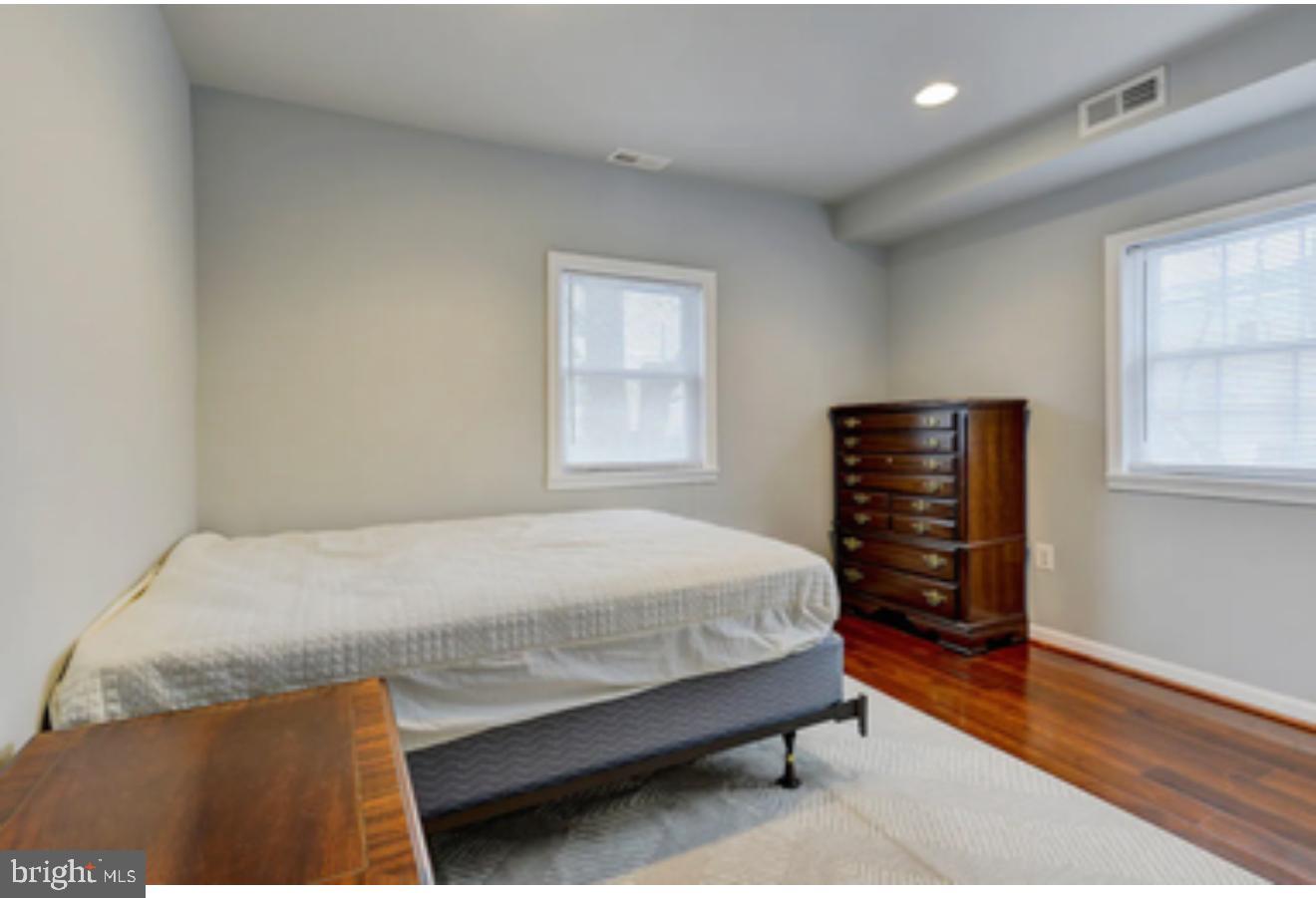 Real estate listing preview #14