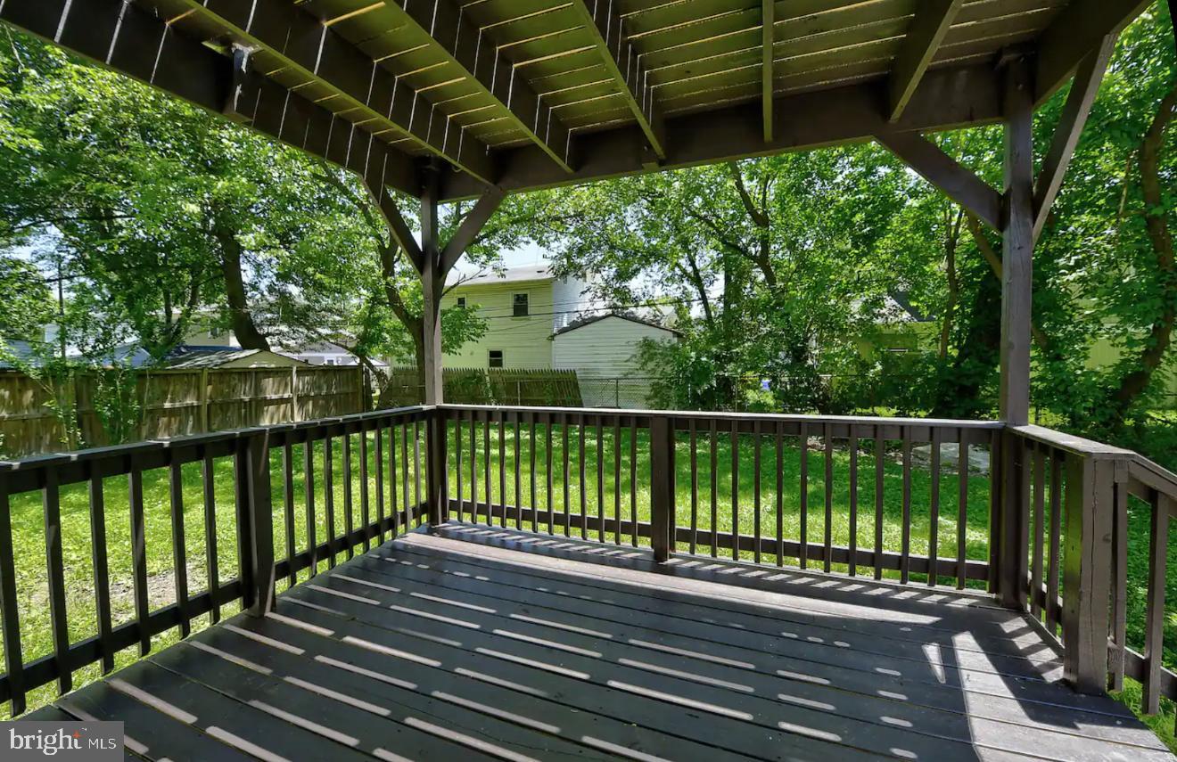 Real estate listing preview #15