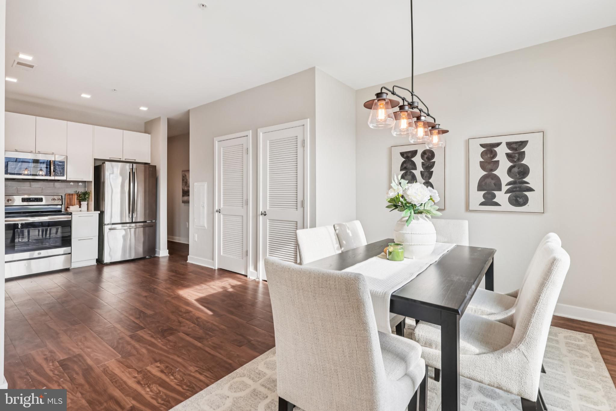 Real estate listing preview #9