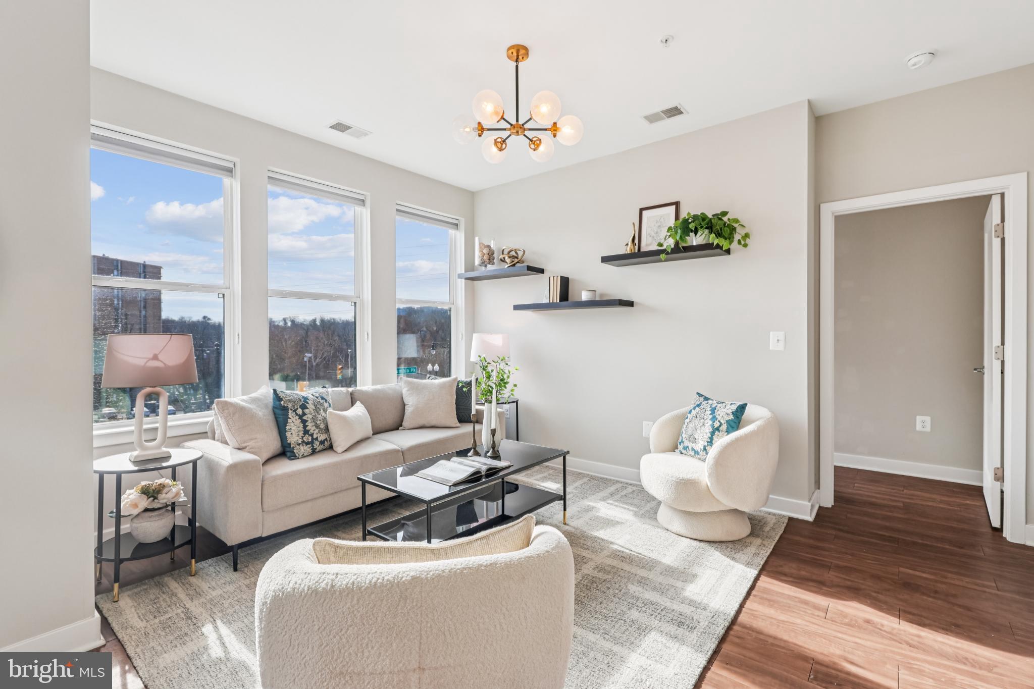 Real estate listing preview #3