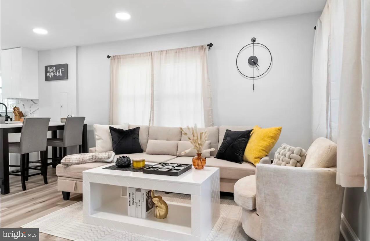 Real estate listing preview #3