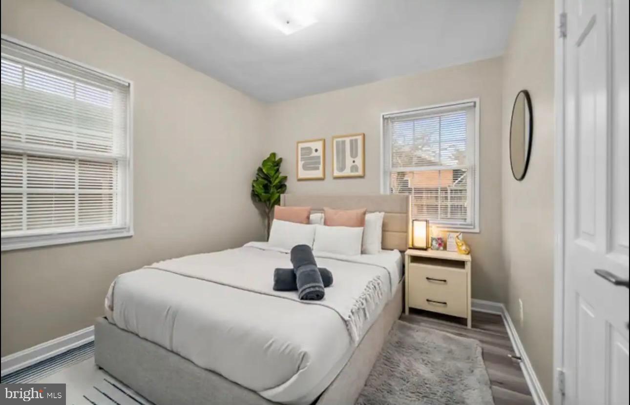 Real estate listing preview #12