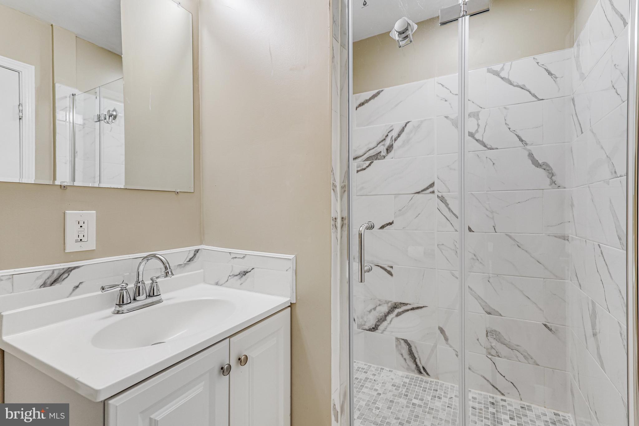 Real estate listing preview #23