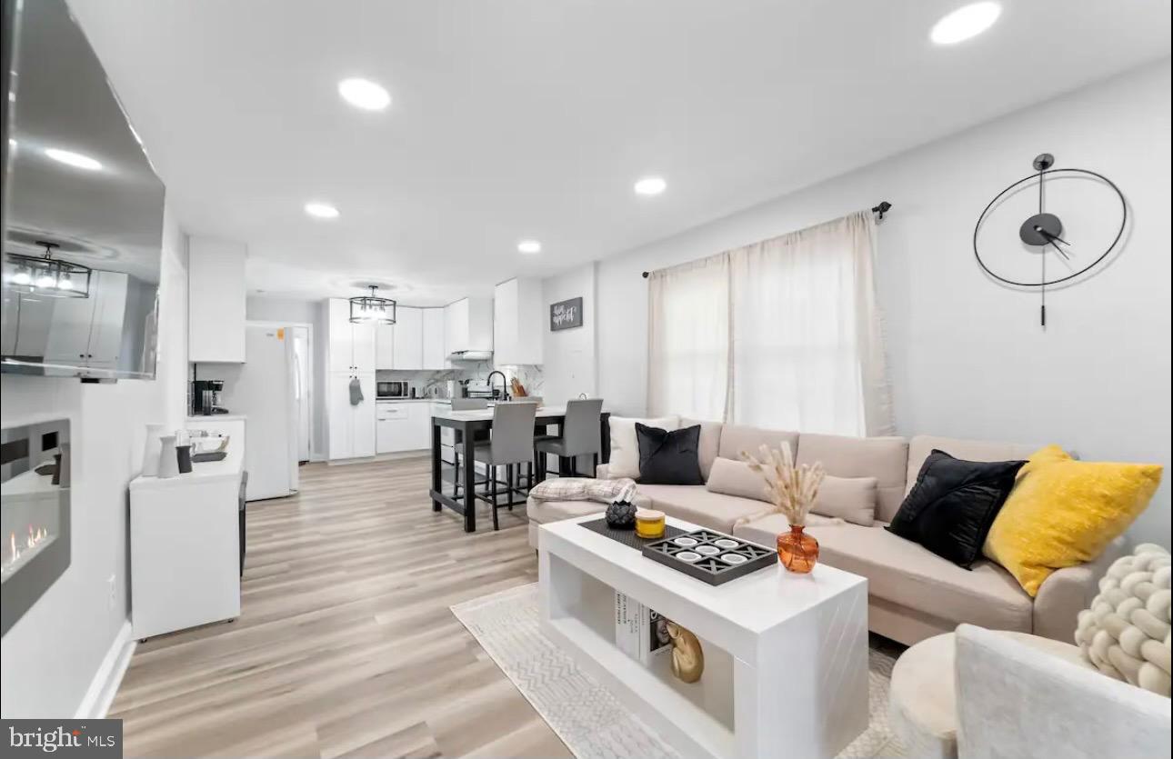 Real estate listing preview #5