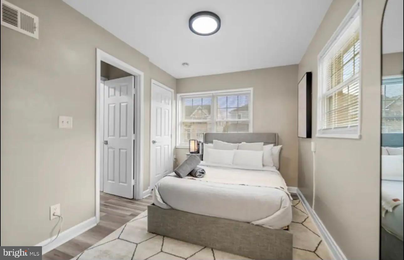 Real estate listing preview #10