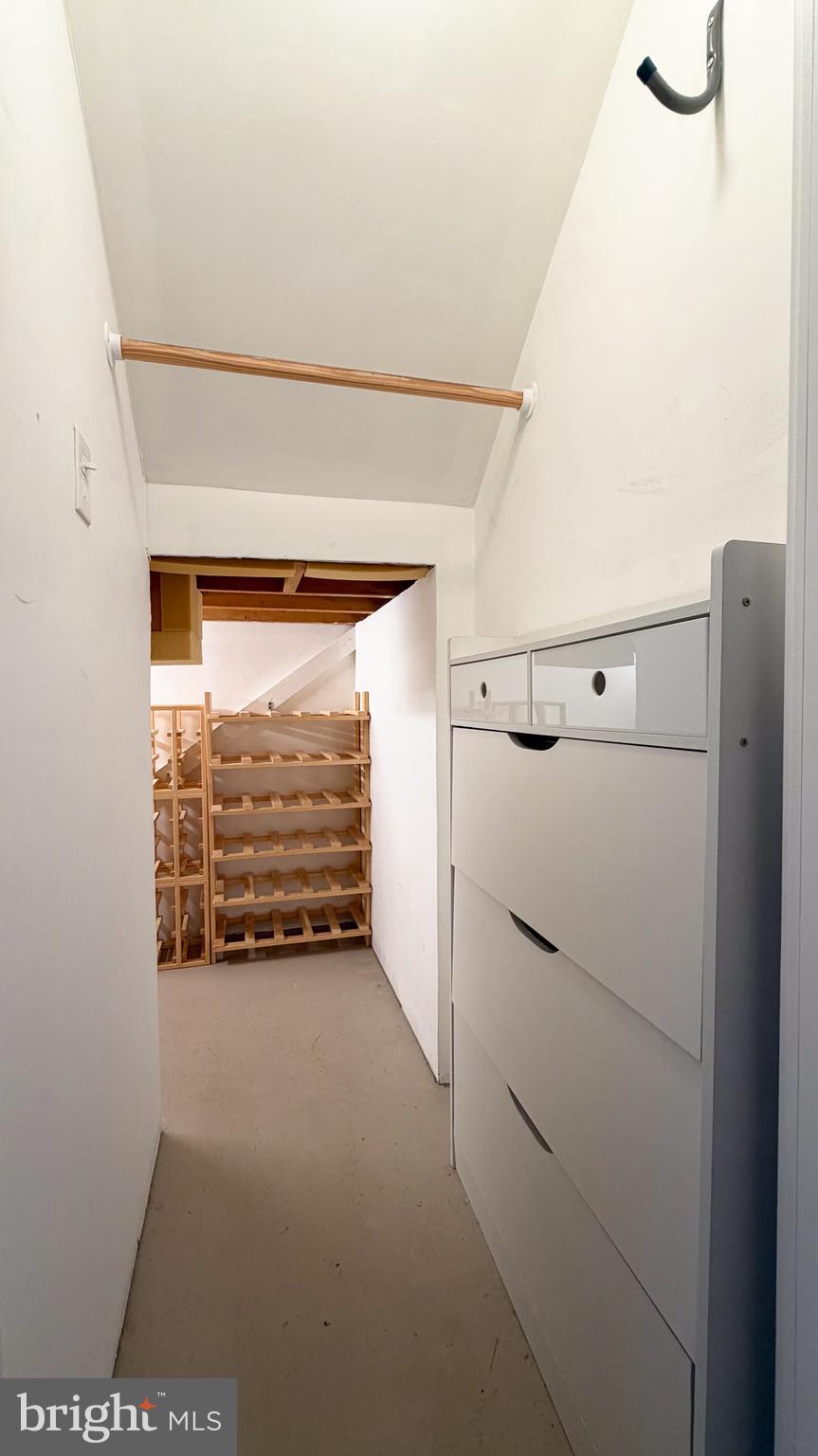 Real estate listing preview #16