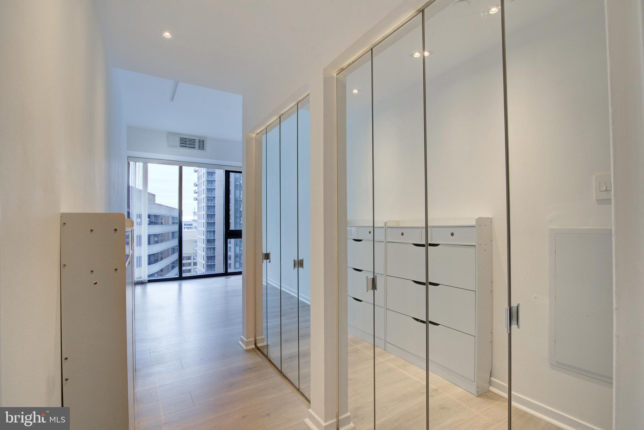 Real estate listing preview #25