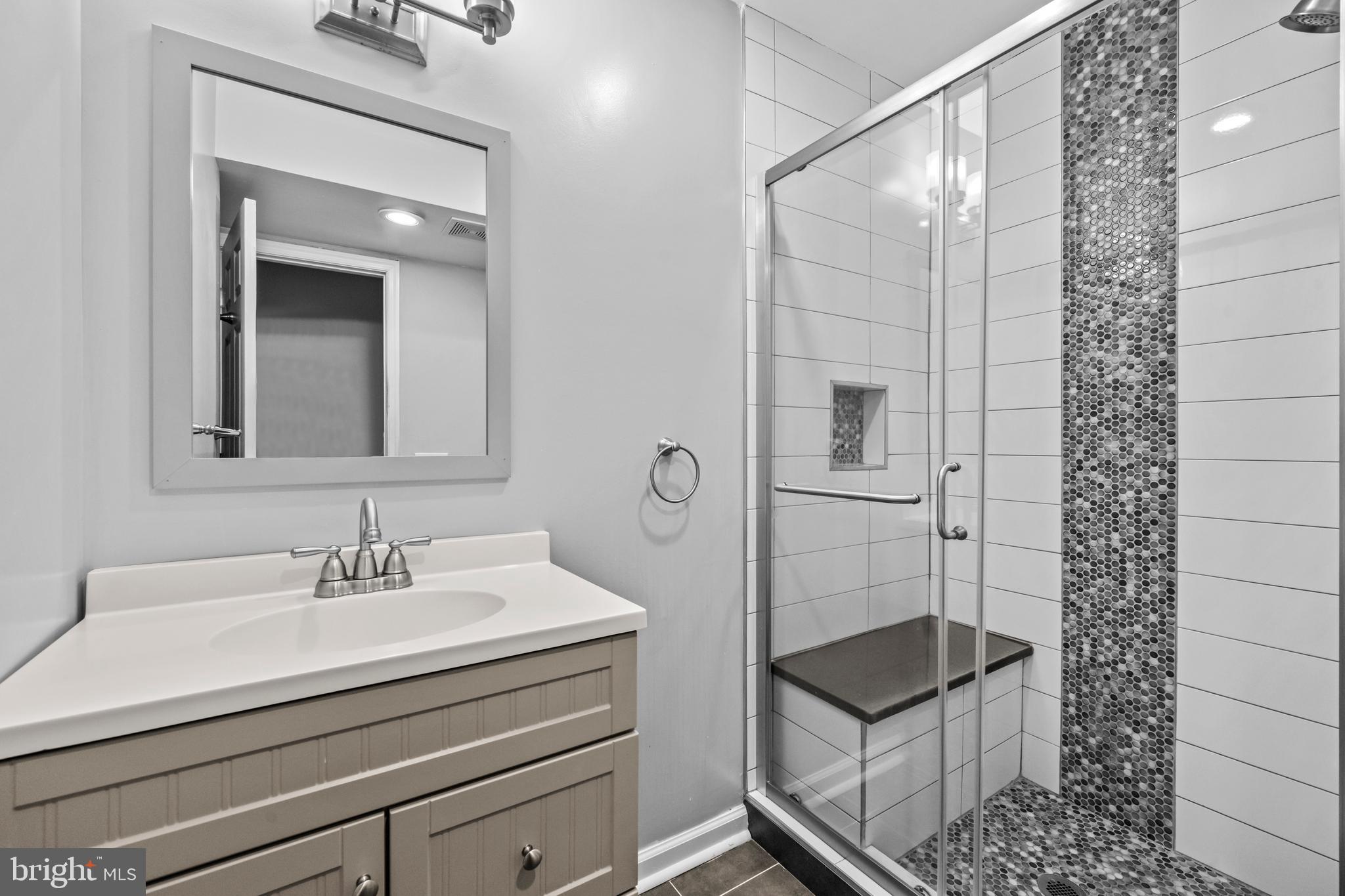 Real estate listing preview #17