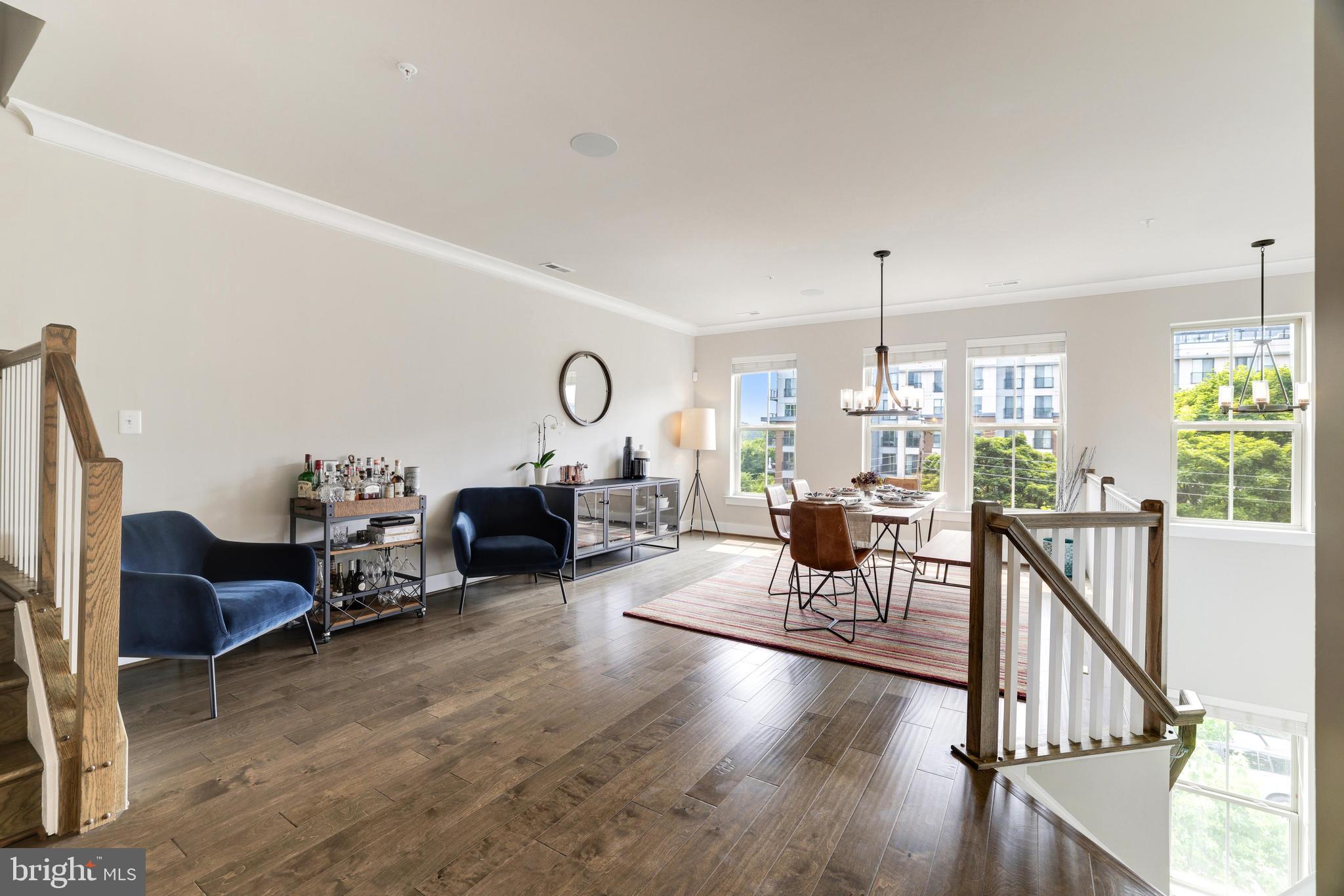 Real estate listing preview #5