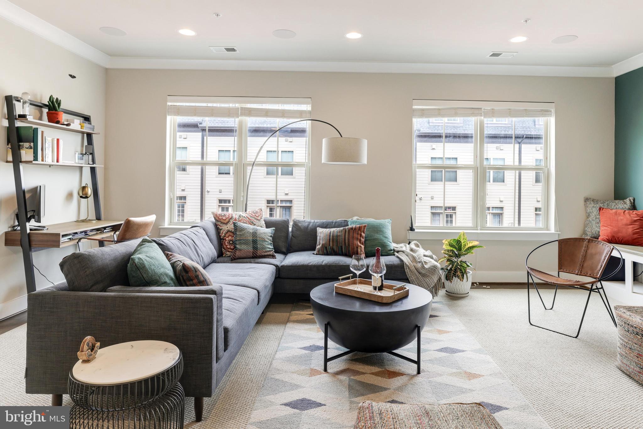 Real estate listing preview #9