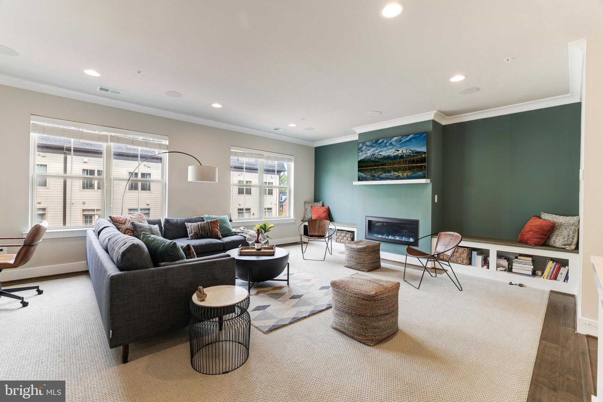 Real estate listing preview #4