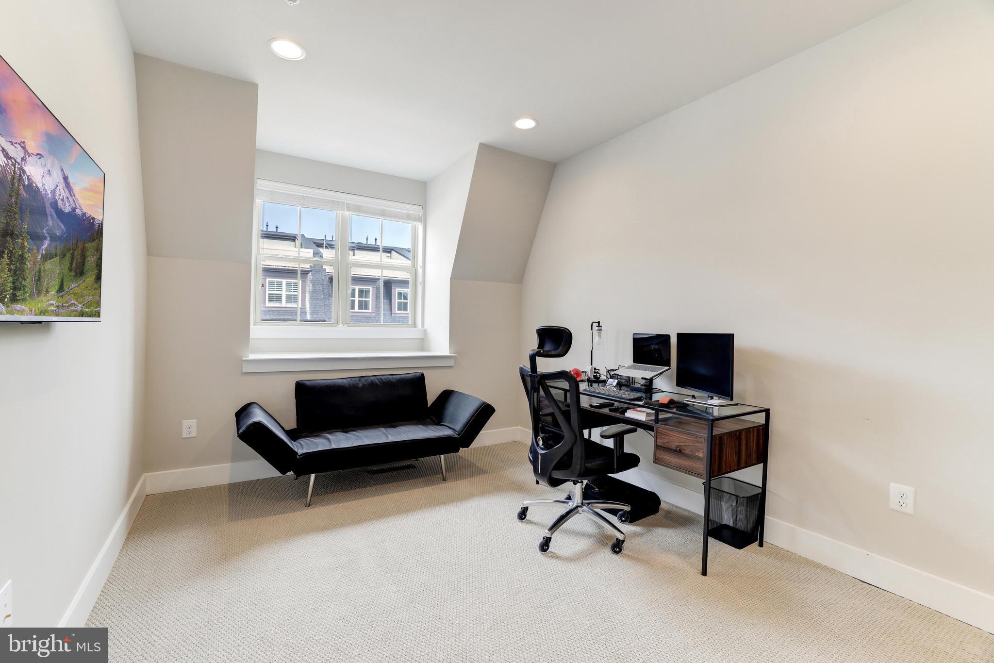 Real estate listing preview #23