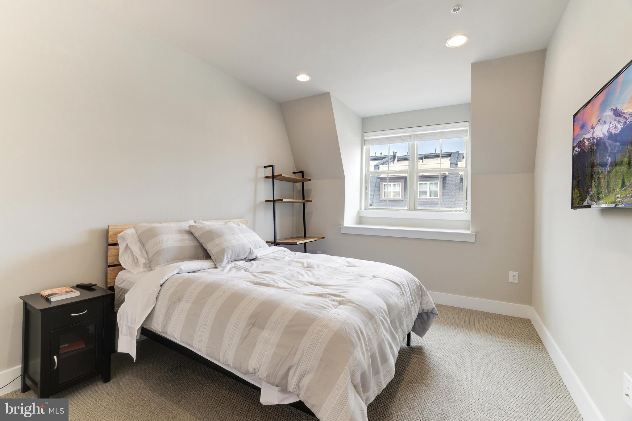 Real estate listing preview #19