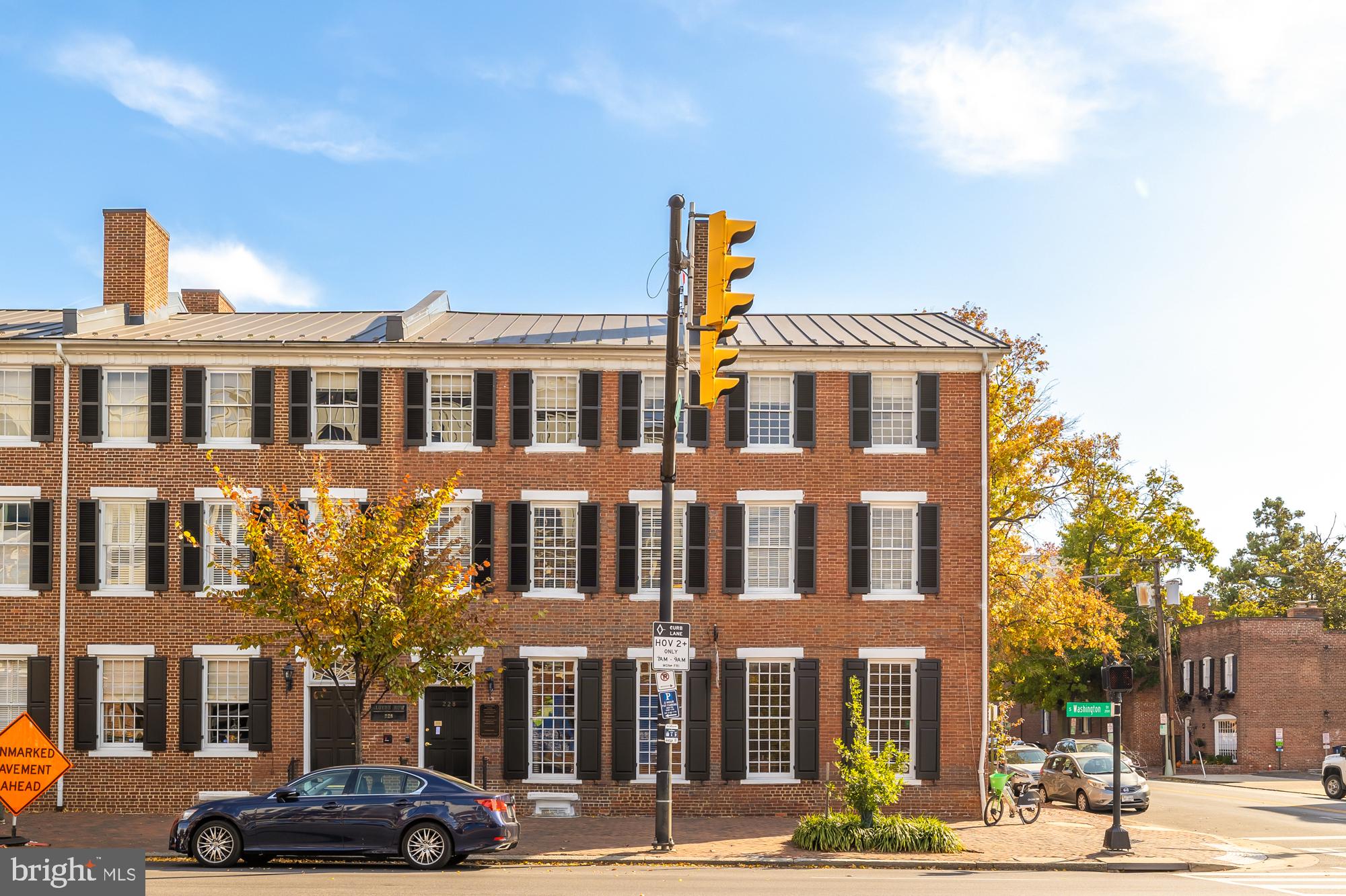 Real estate listing preview #1