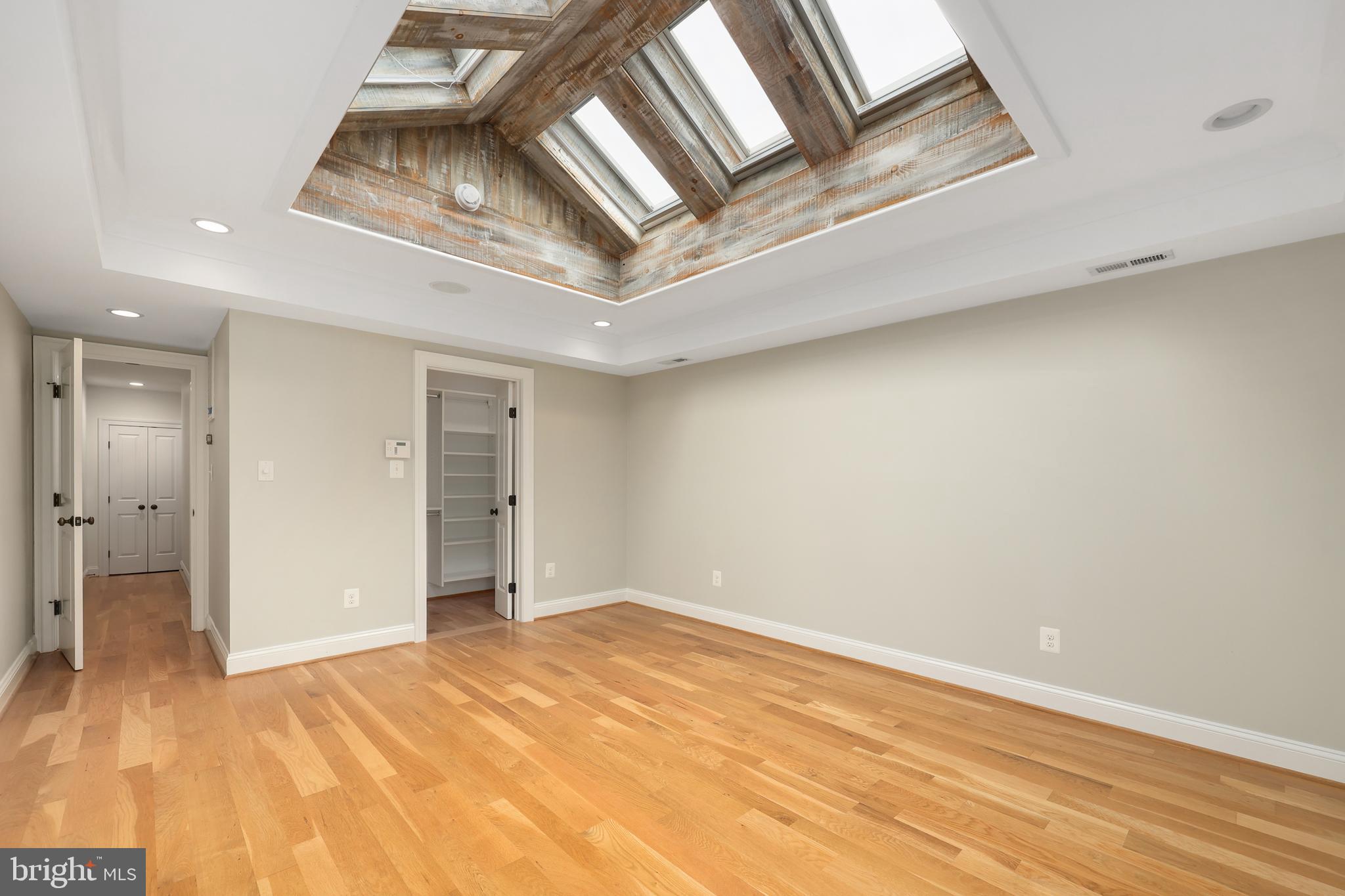 Real estate listing preview #30