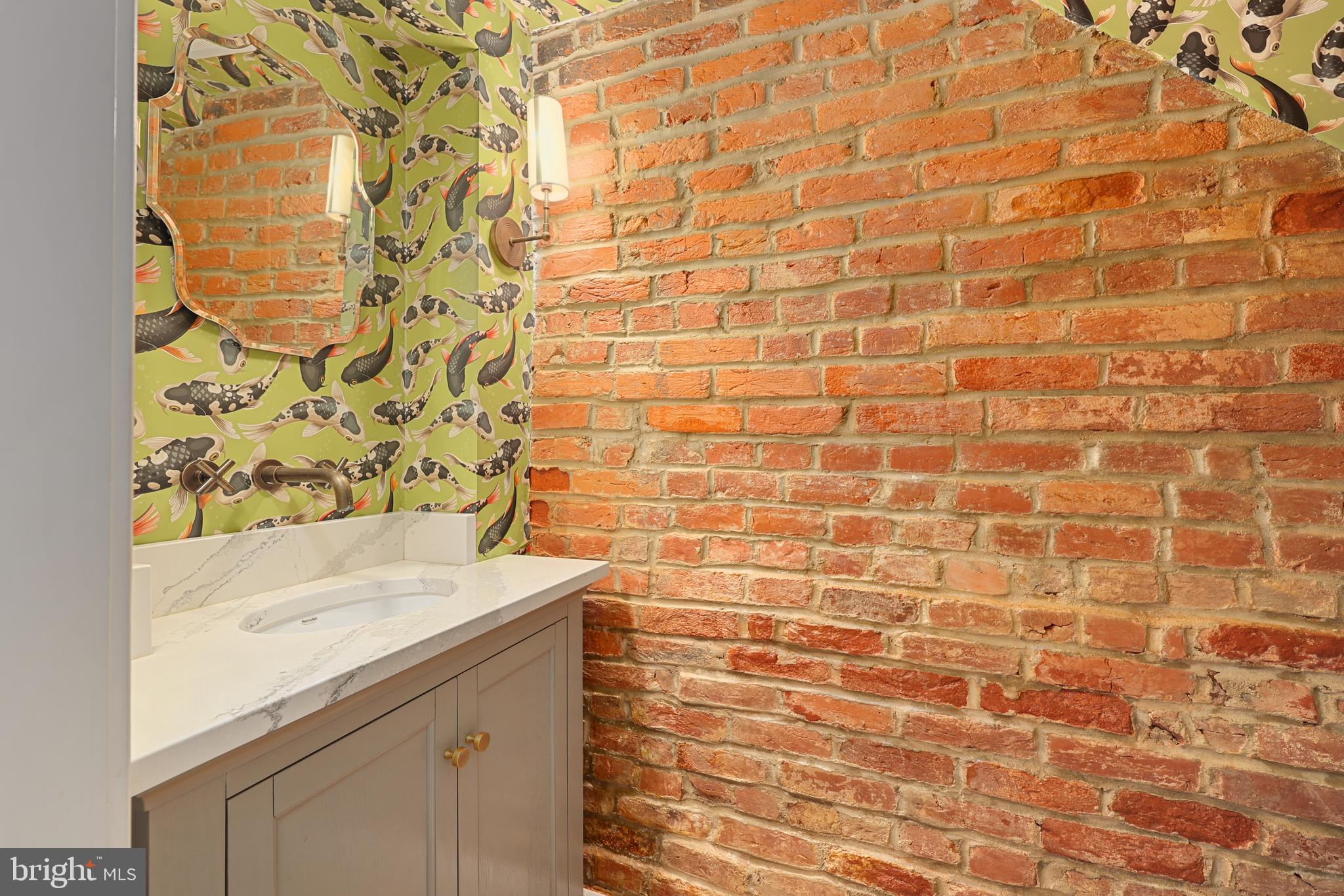 Real estate listing preview #18