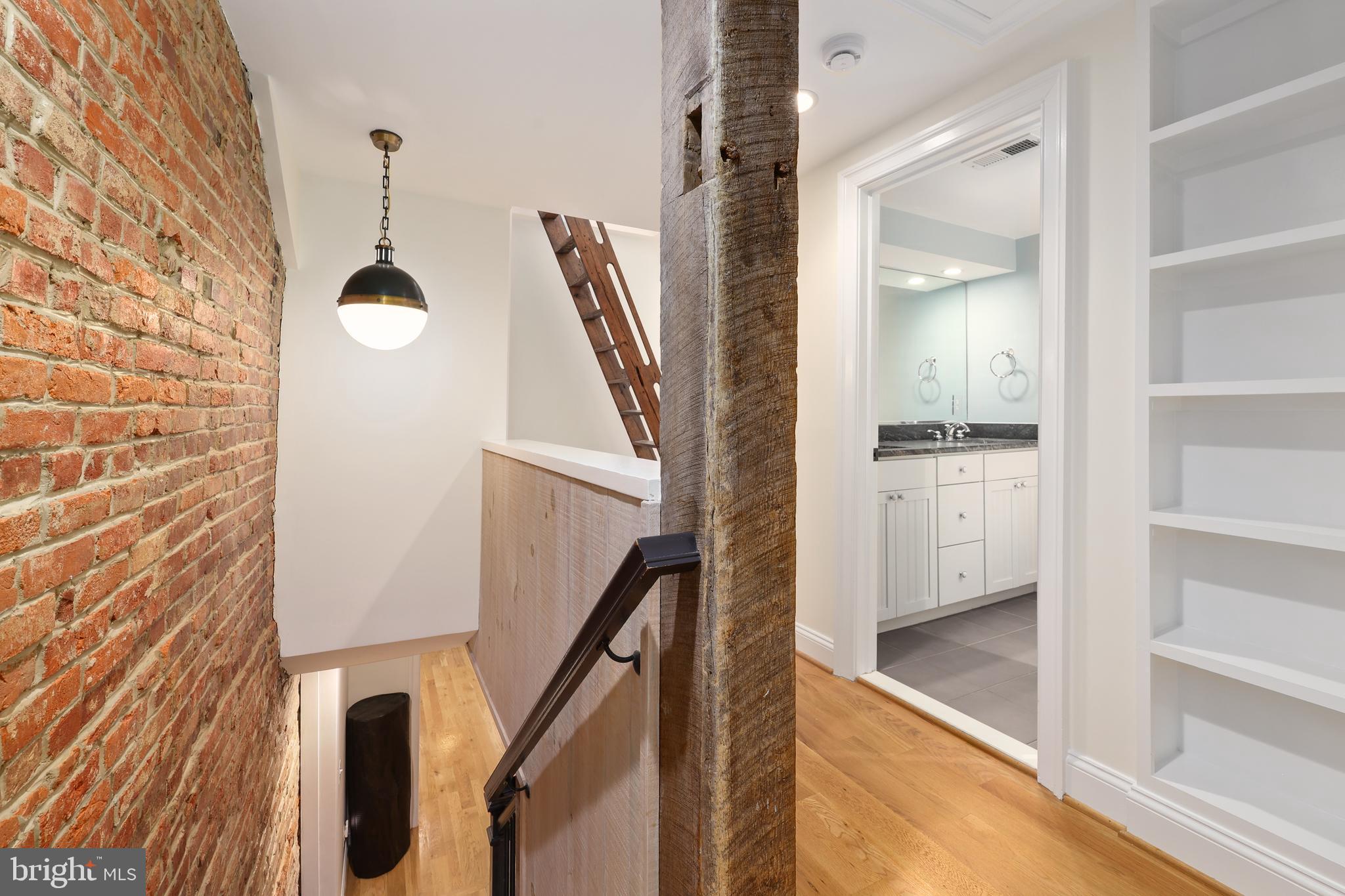 Real estate listing preview #19