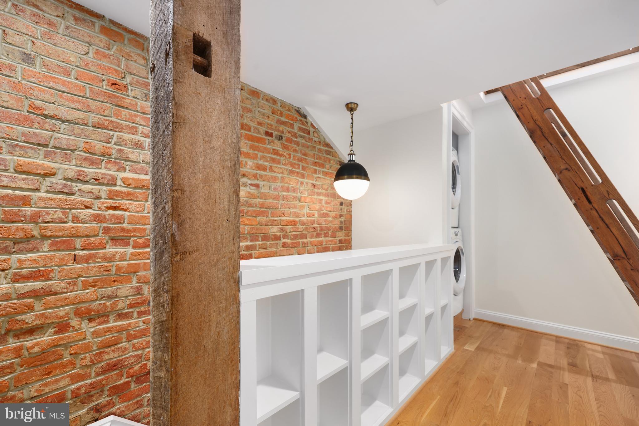 Real estate listing preview #25