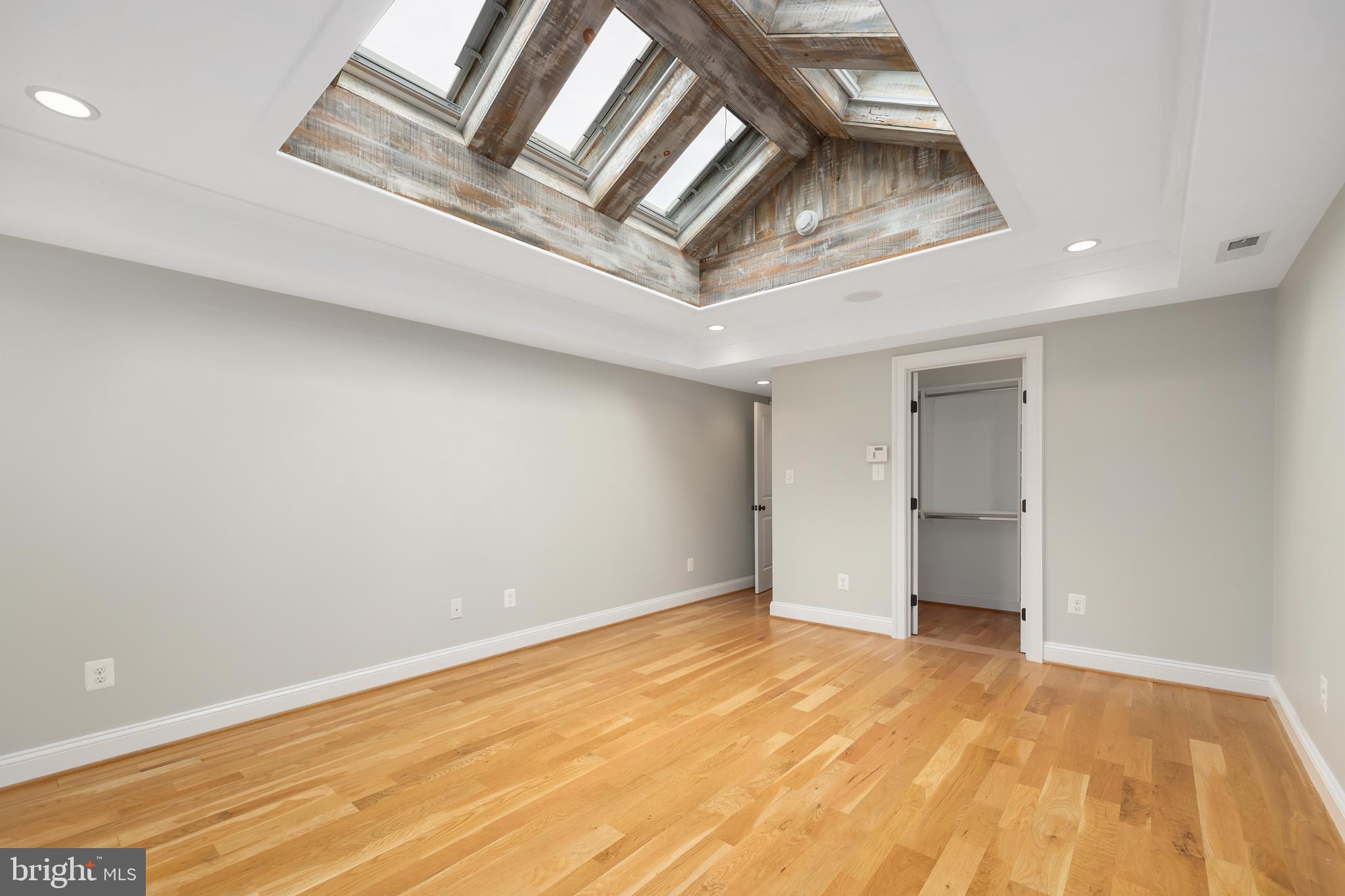 Real estate listing preview #31