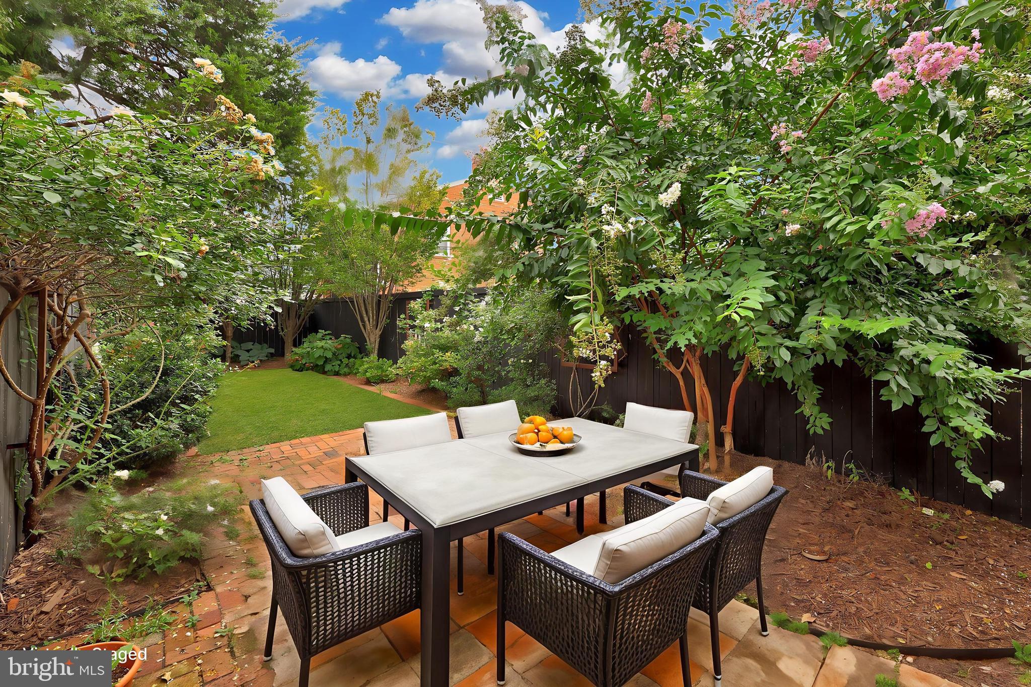 Real estate listing preview #36