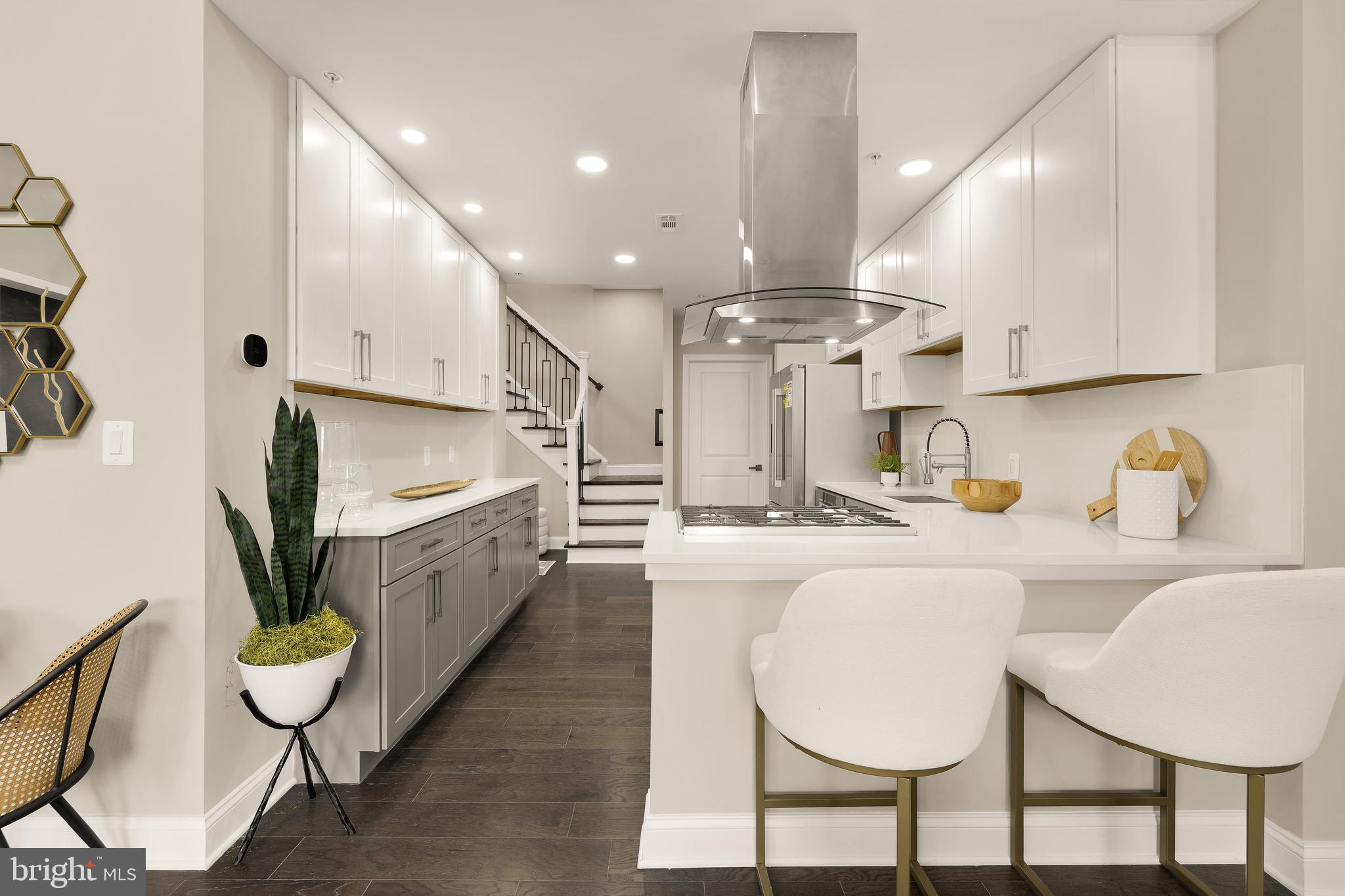 Real estate listing preview #3