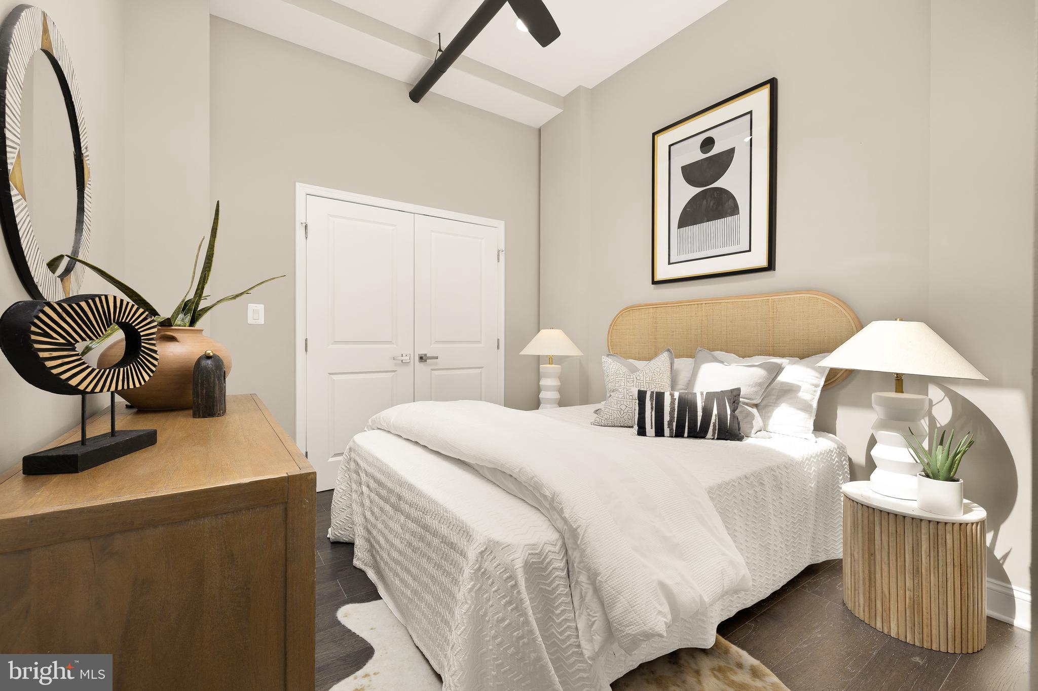 Real estate listing preview #11