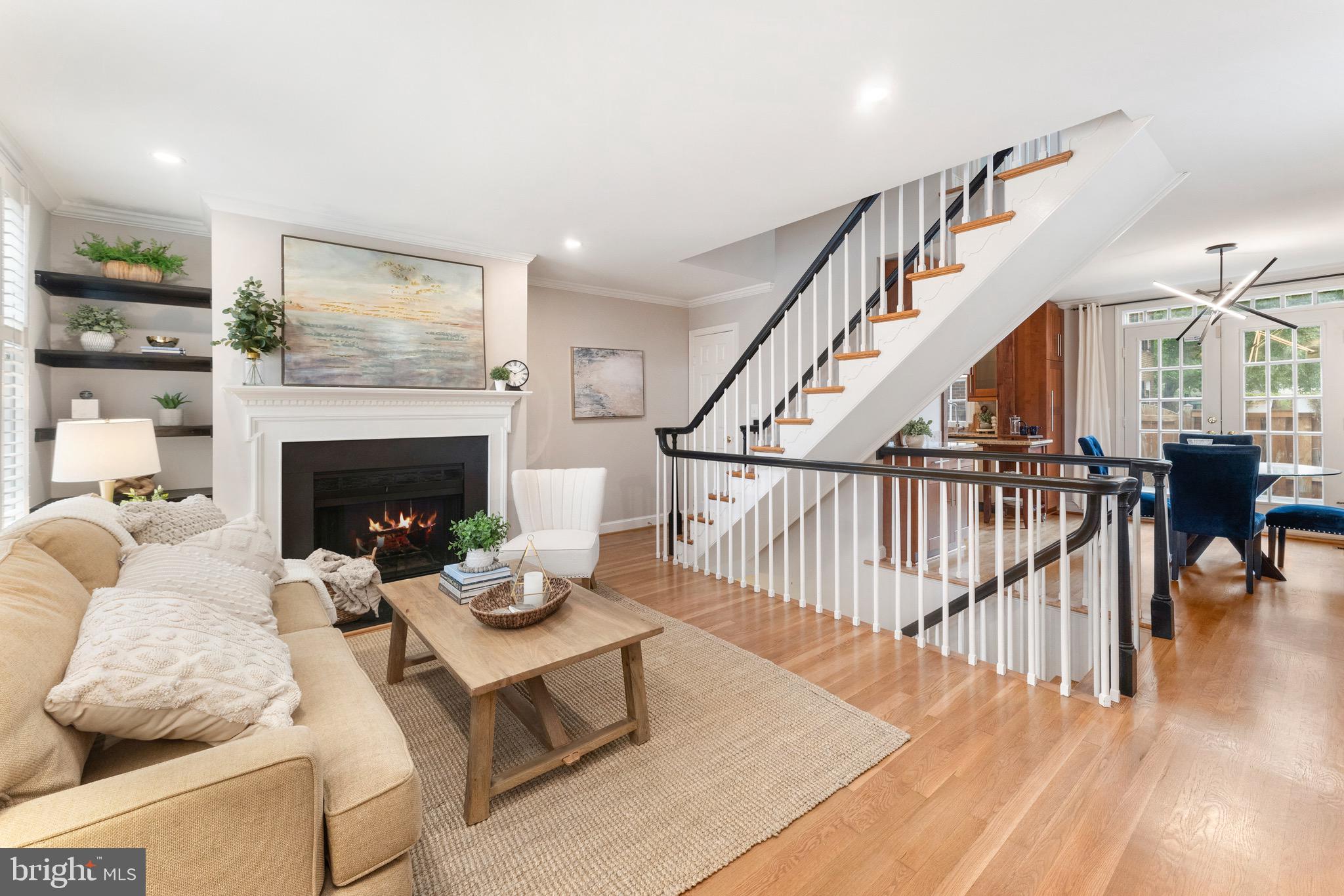 Real estate listing preview #4