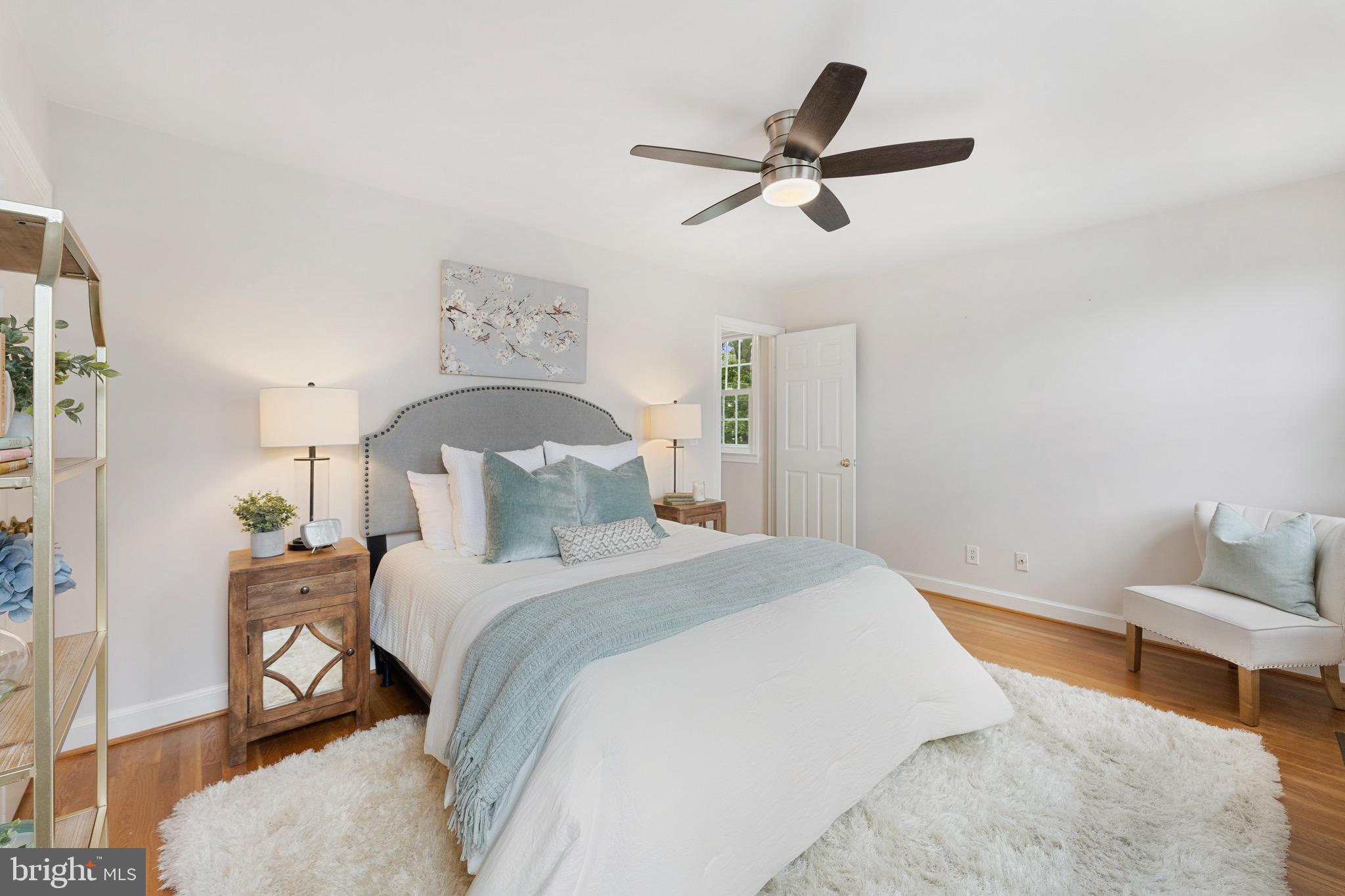 Real estate listing preview #12