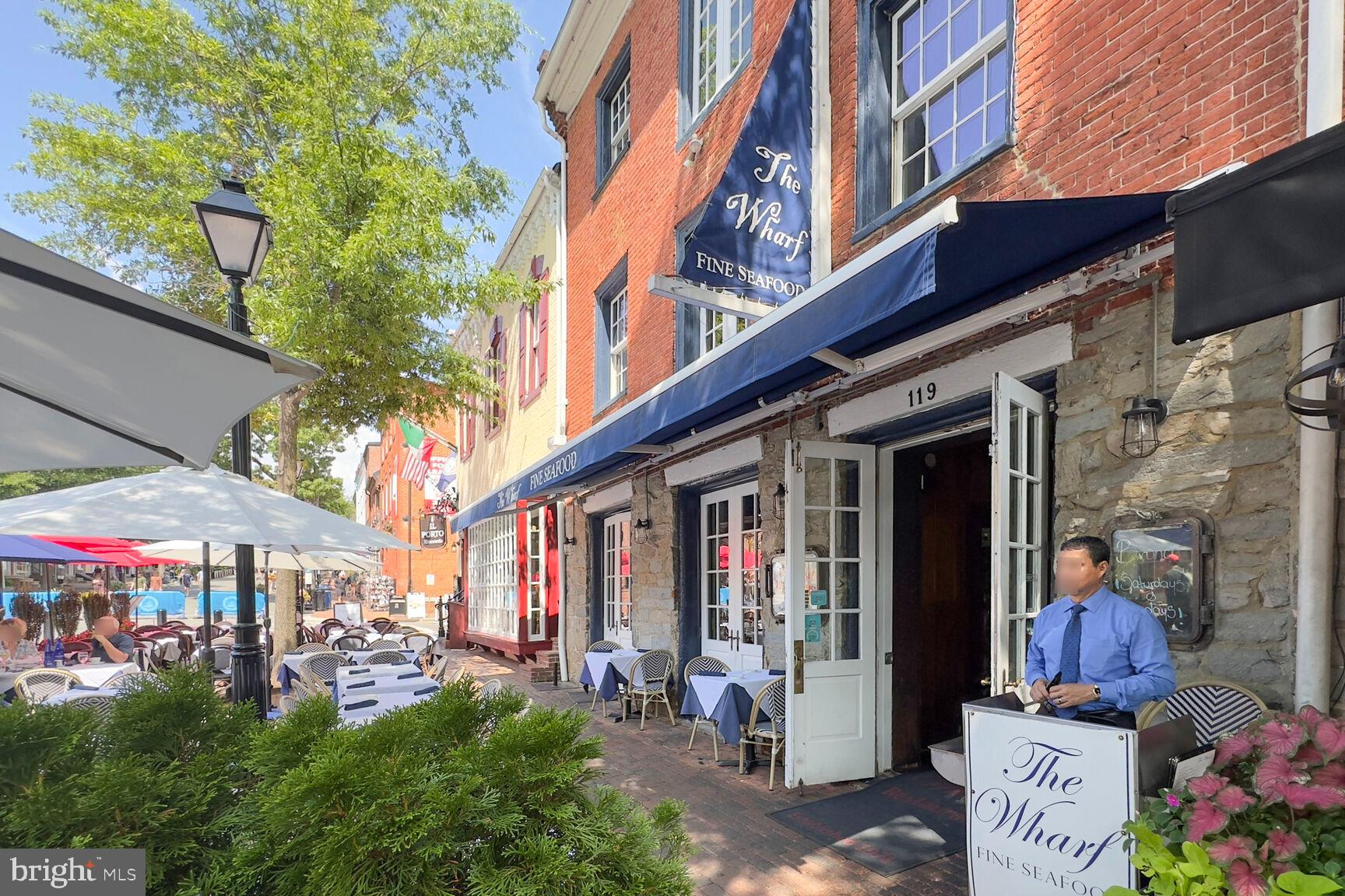 Real estate listing preview #2