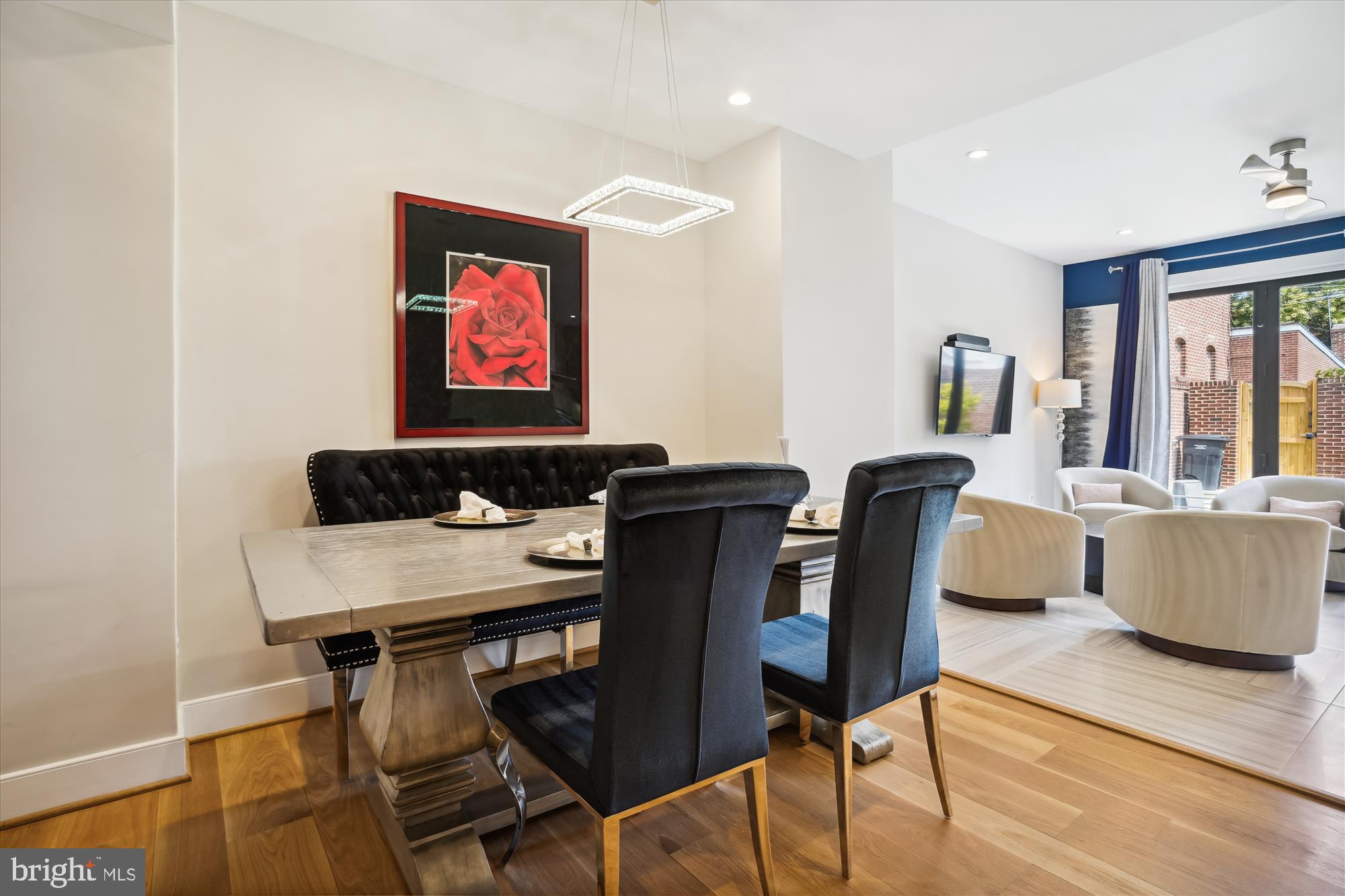 Real estate listing preview #8