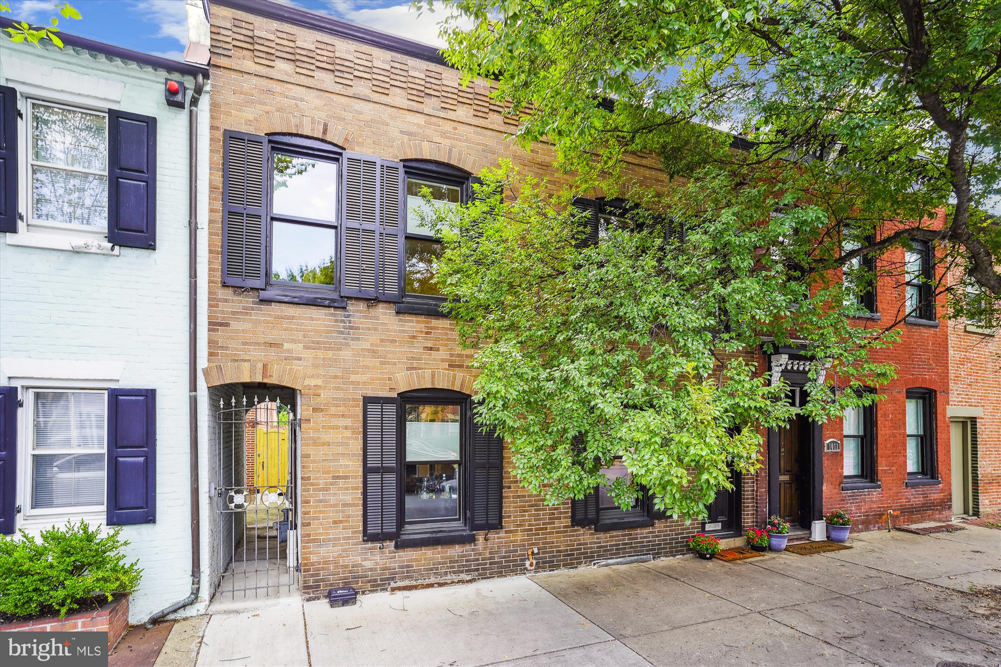 Real estate listing preview #3