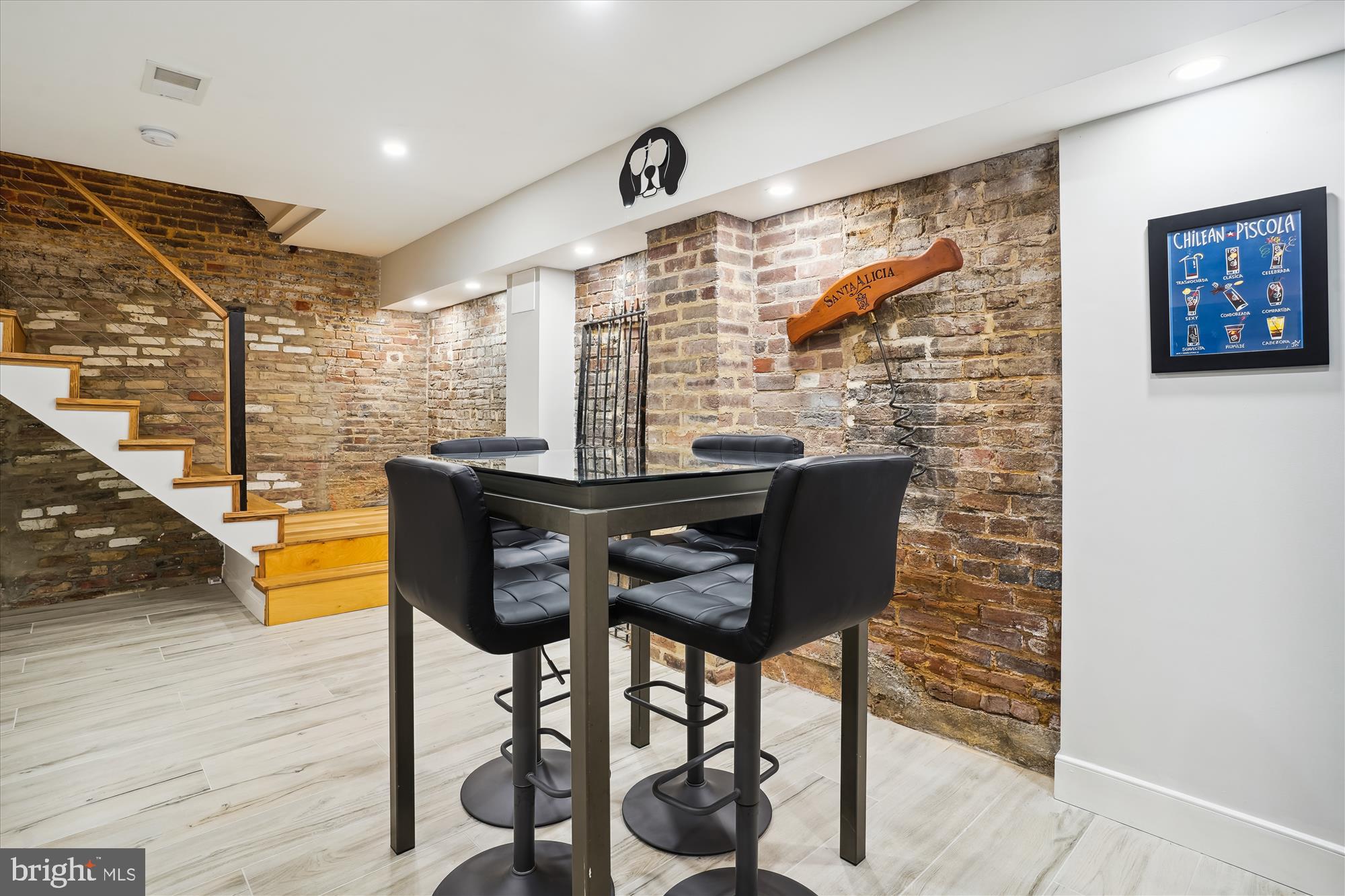 Real estate listing preview #28