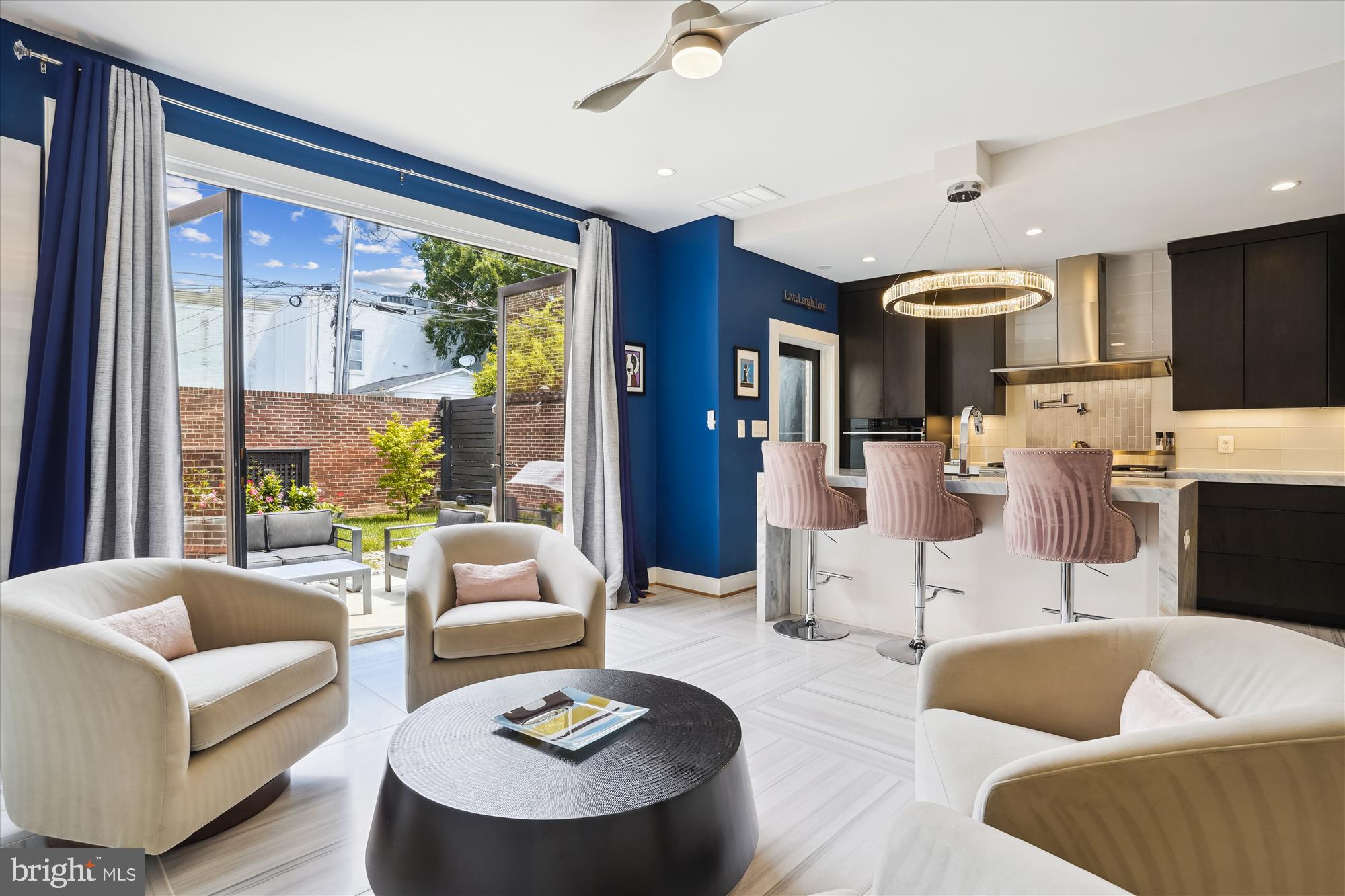 Real estate listing preview #10