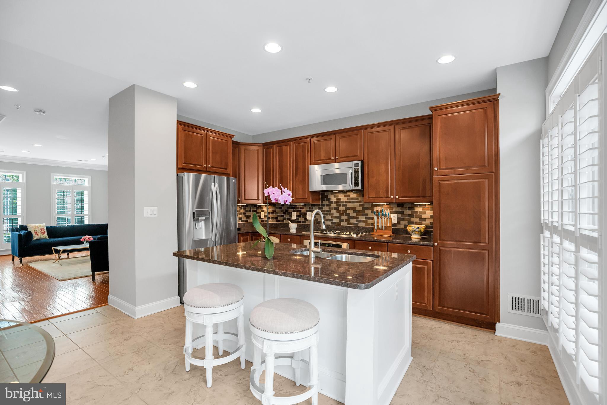 Real estate listing preview #9